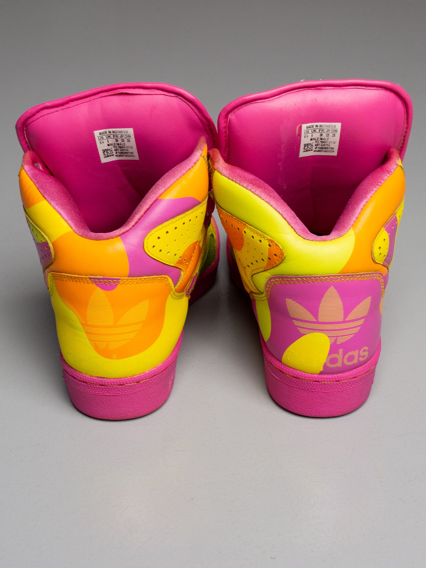 adidas Originals by Jeremy Scott A/W 2013 JS Instinct Hi Neon Camo - size 38
