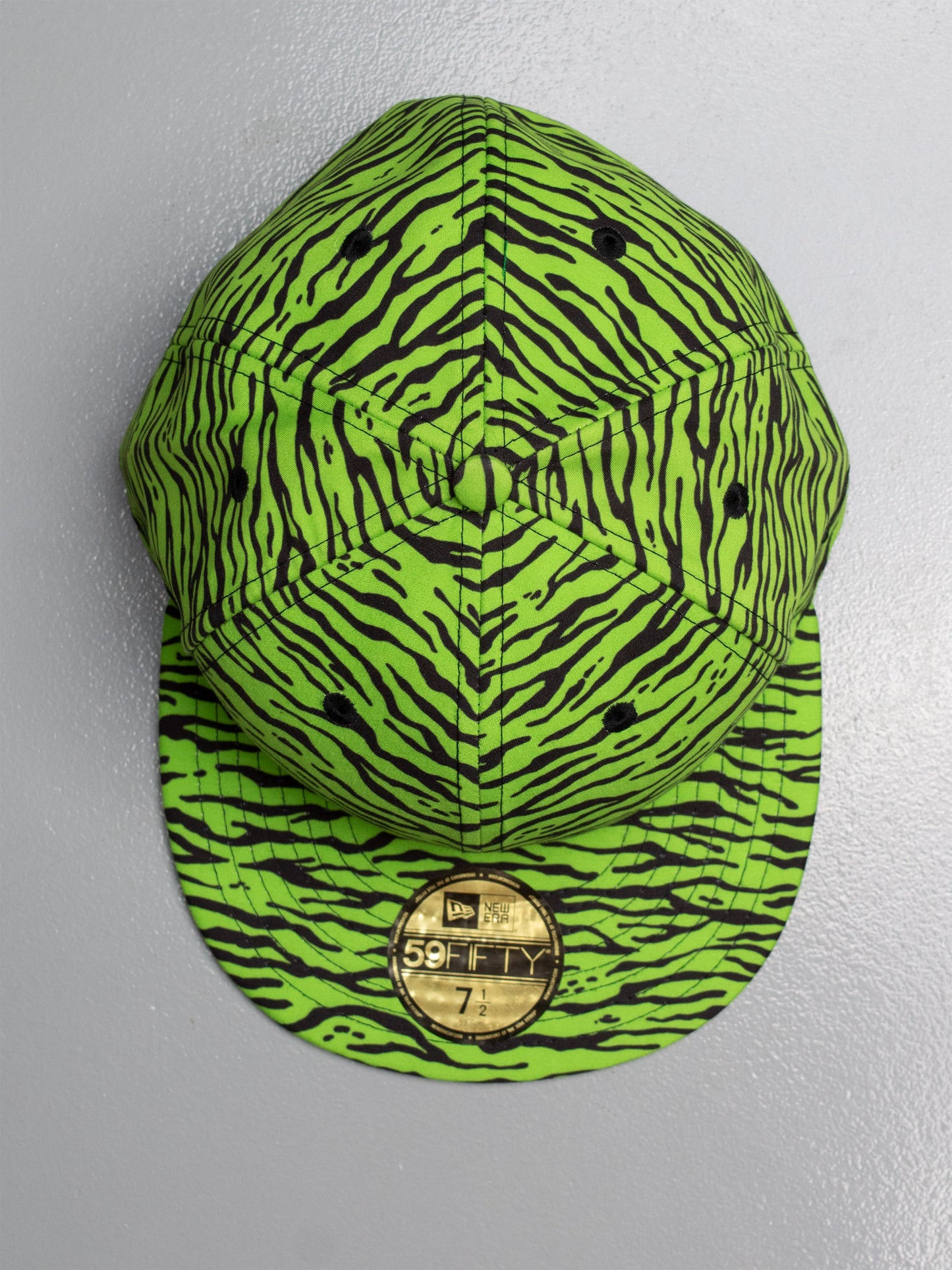 New Era X Jeremy Scott - A/W 2013 - Green Zebra 59Fifty fitted cap - size 7 1/2