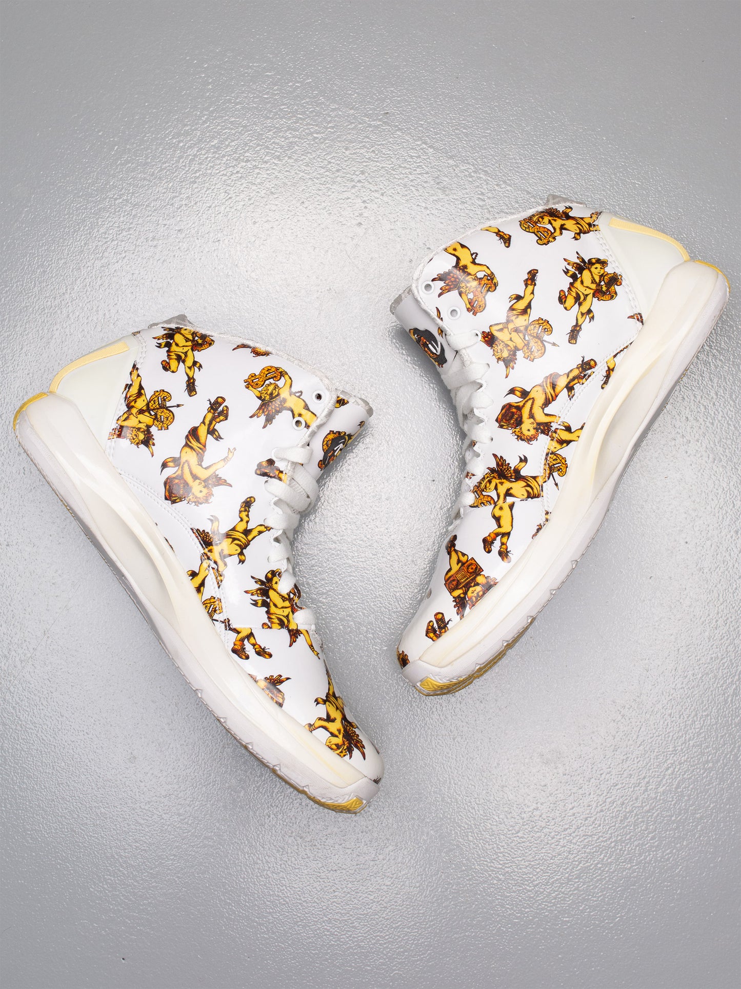 2013 adidas D Rose 3.5 "Angels" by Jeremy Scott - size 43 1/3