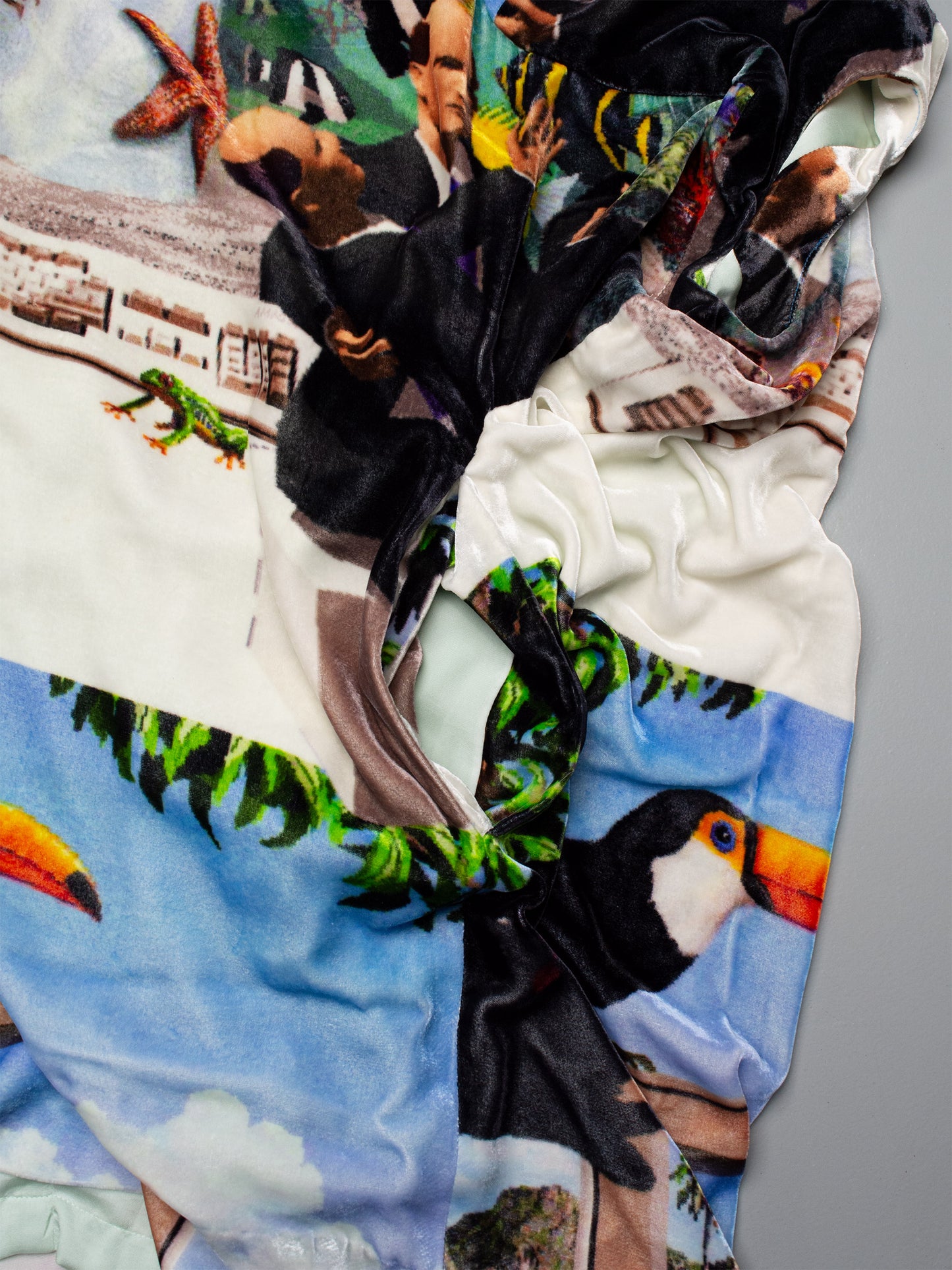 Bernhard Willhelm - A/W 2014 - computer graphic "Boxcutter" oversized top - one size