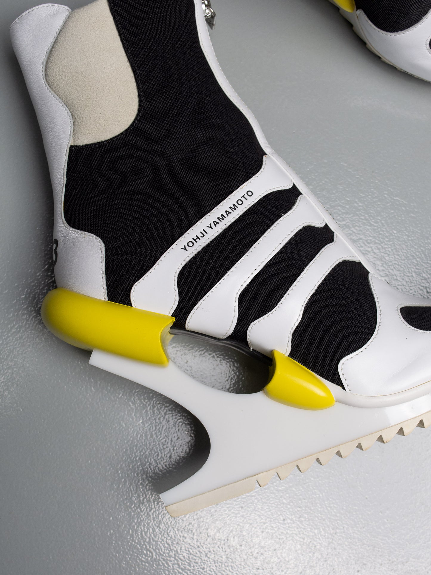 Y-3 S/S 2012 Oriah (black/white) -  size 38