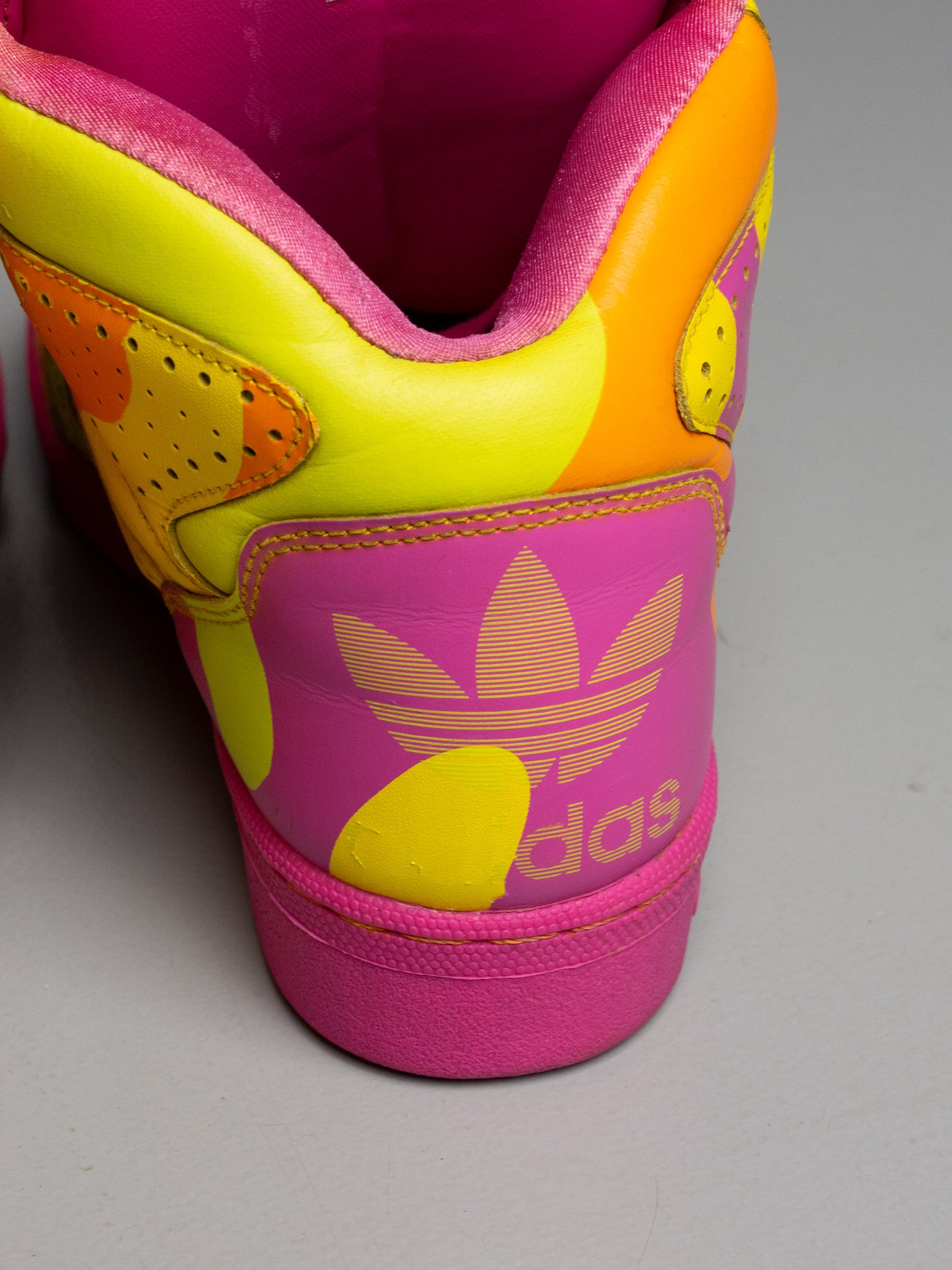 adidas Originals by Jeremy Scott A/W 2013 JS Instinct Hi Neon Camo - size 38