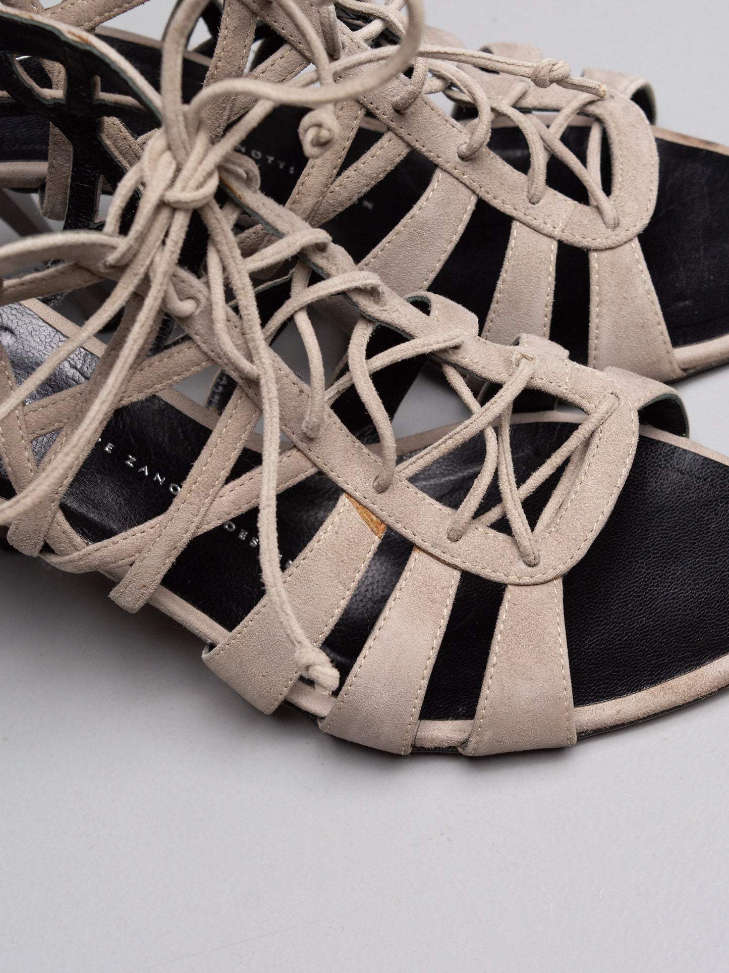 Giuseppe Zanotti suede heels - size 39