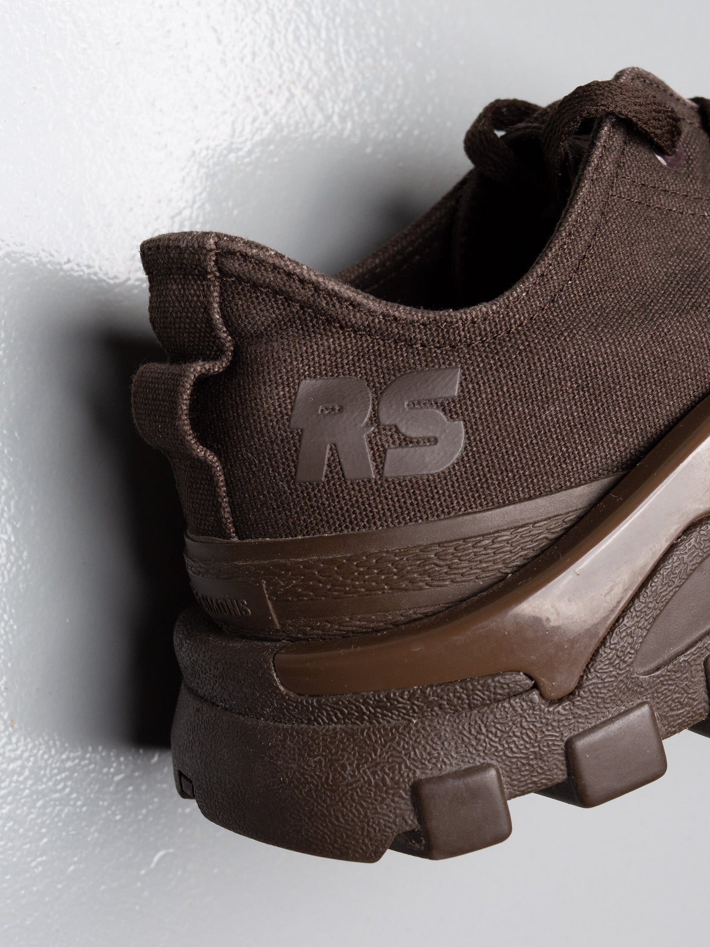 adidas X Raf Simons S/S 2018 Detroit Runner - size 45 1/3