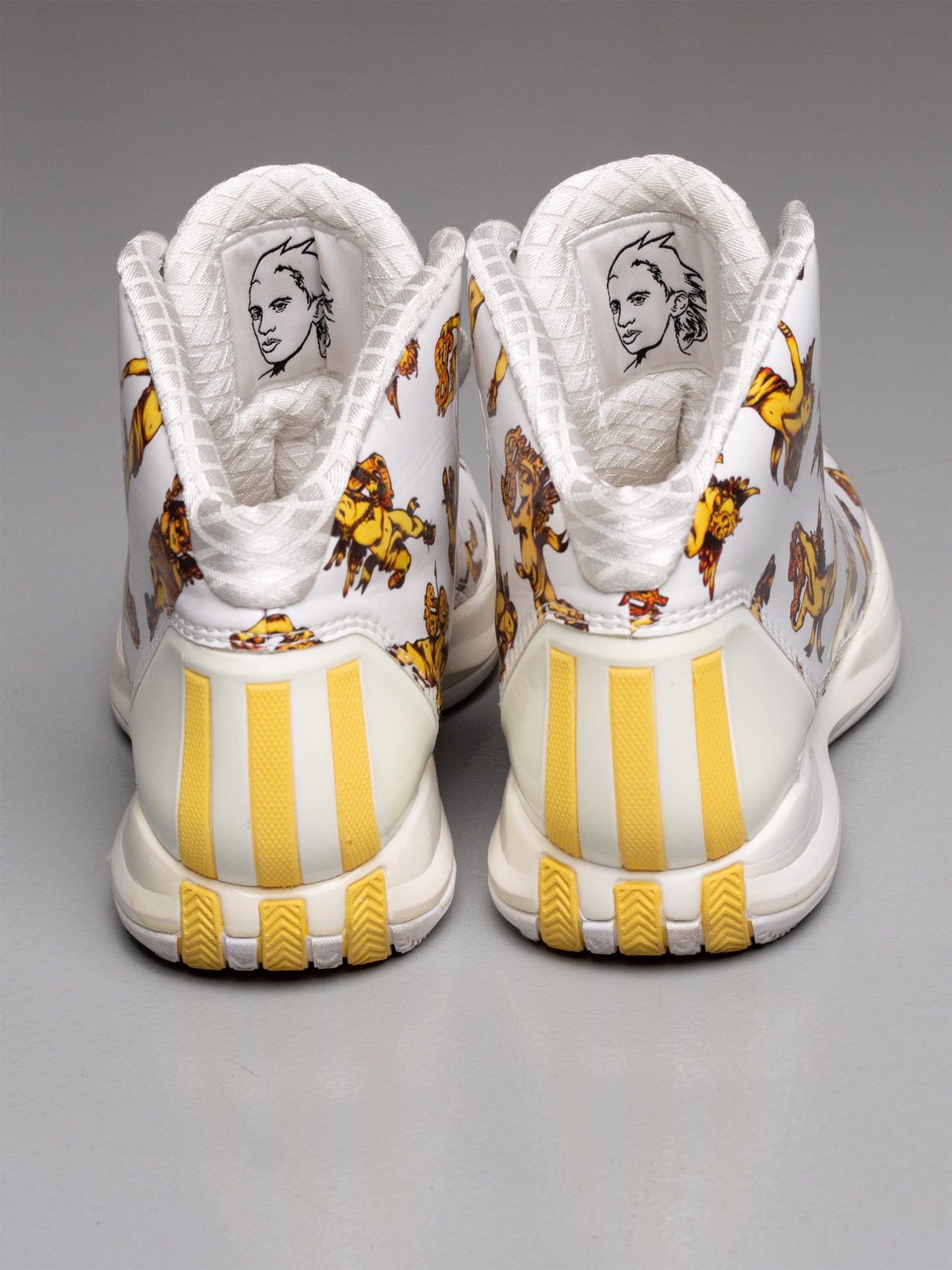 2013 adidas D Rose 3.5 "Angels" by Jeremy Scott - size 43 1/3