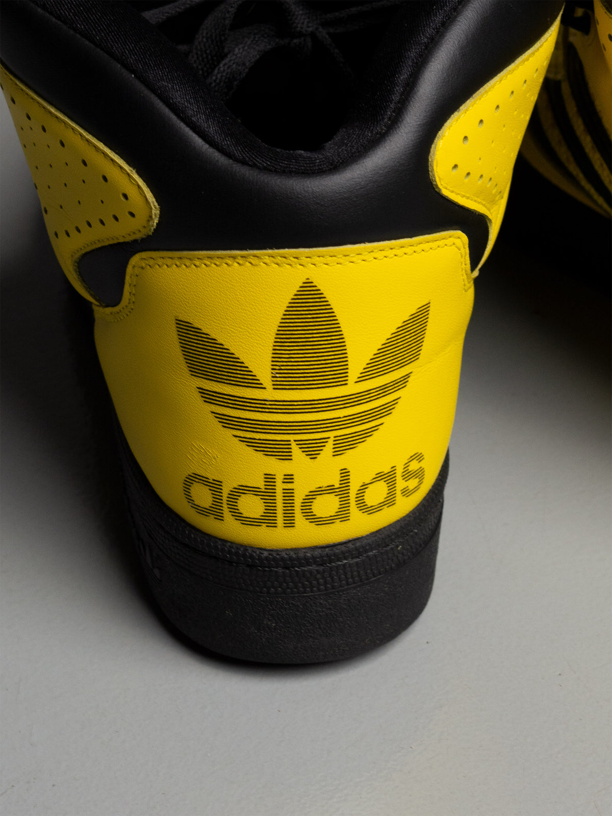 adidas Originals by Jeremy Scott S/S 2012 JS Instinct Hi (black/yellow) - size 43 1/3