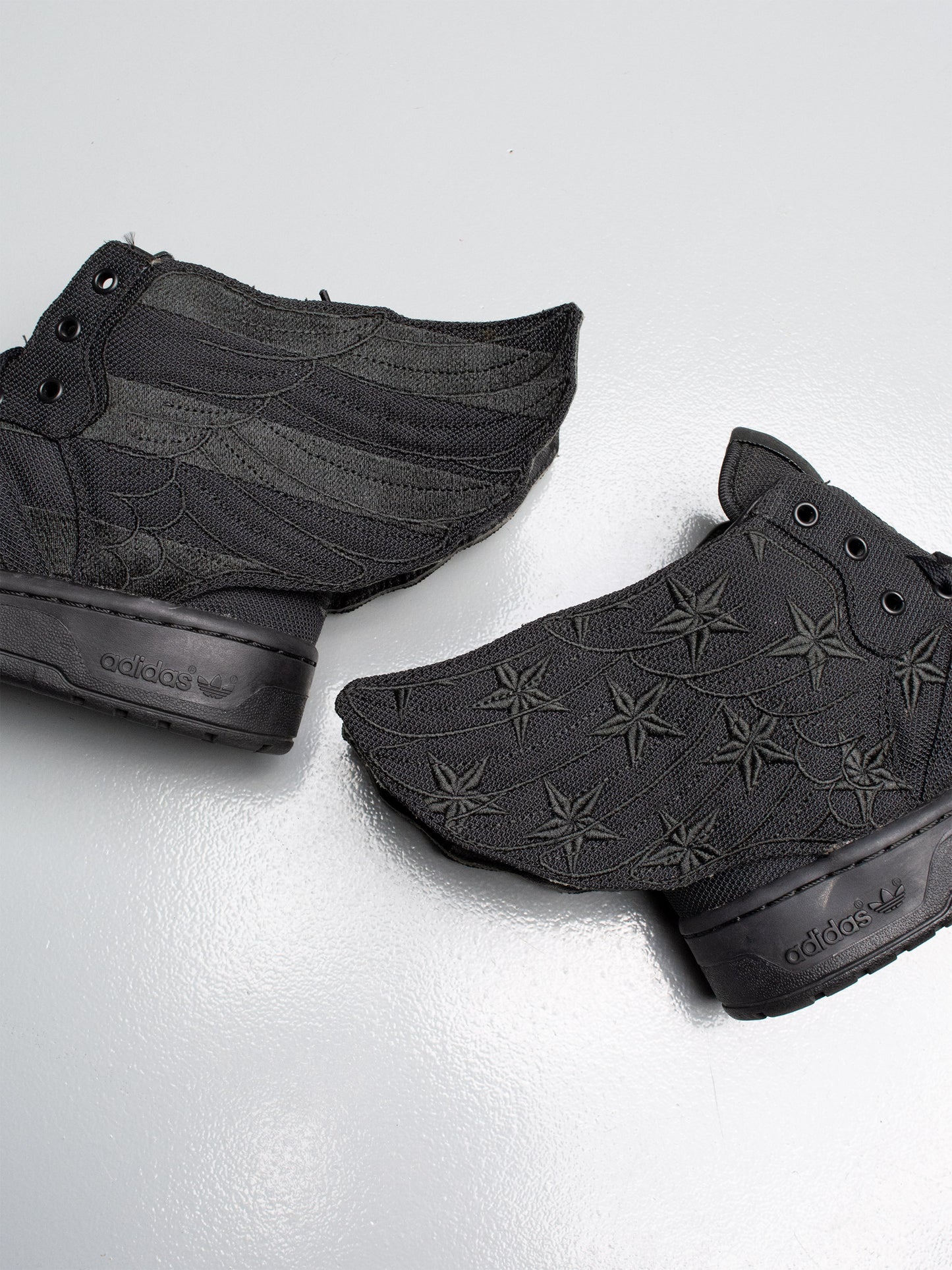 adidas Originals by Jeremy Scott X A$AP Rocky 2013 JS Wings 2.0 Black Flag - size 39 1/3