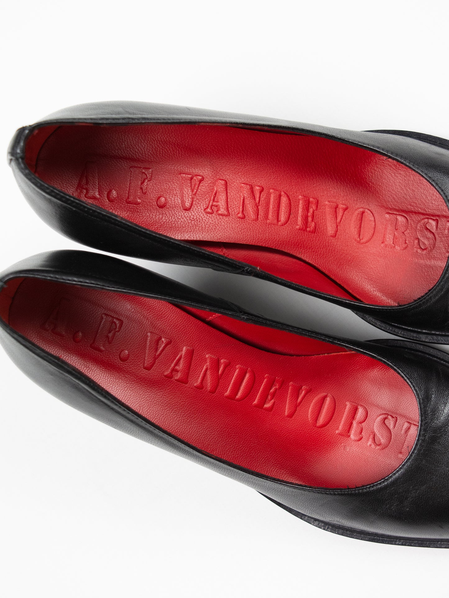 A.F.Vandevorst - round toe low heel pumps (black/red) - size 37 (75mm heel)