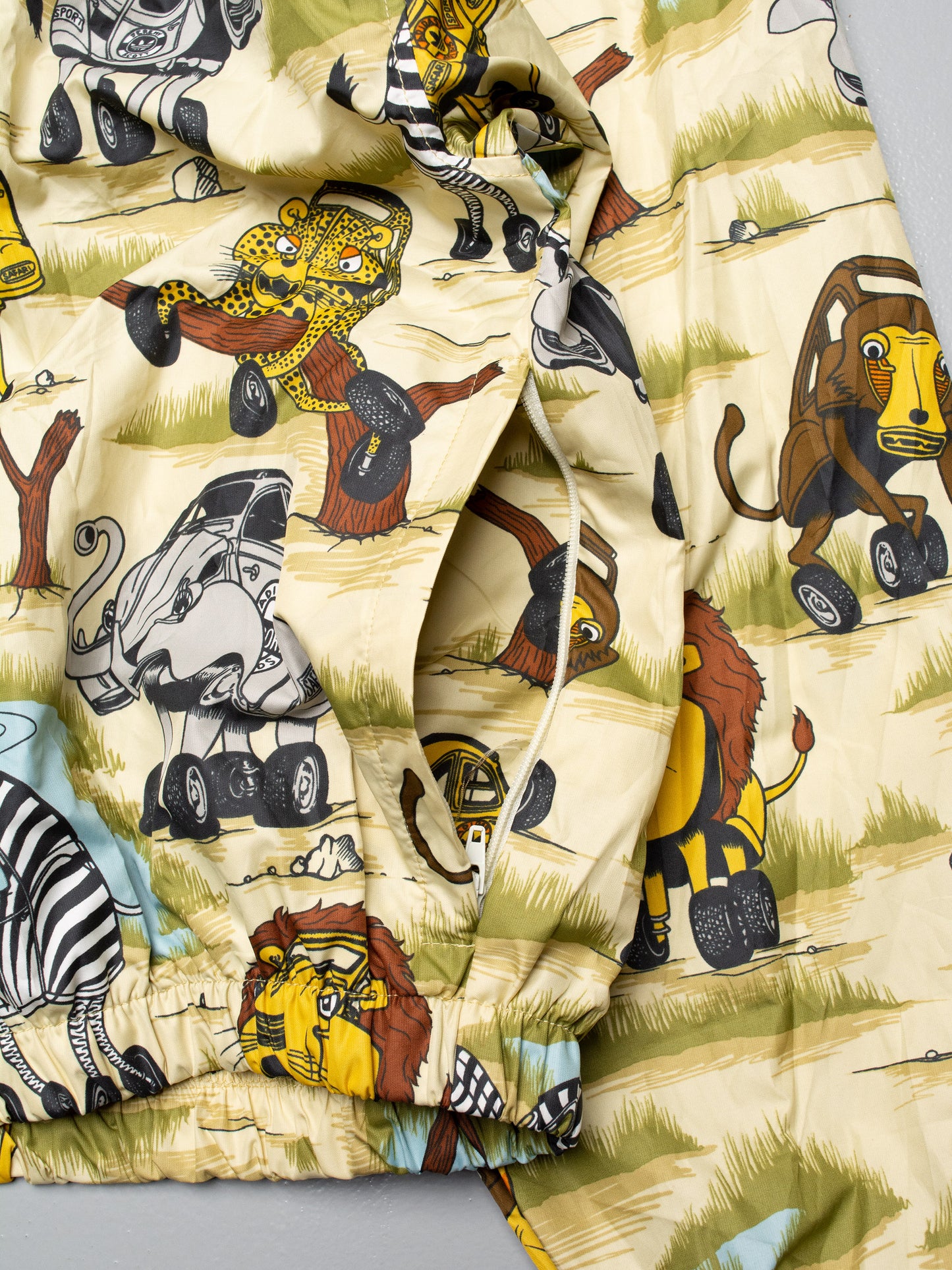 adidas Originals by Jeremy Scott - A/W 2009 - Safari Jacket - size L