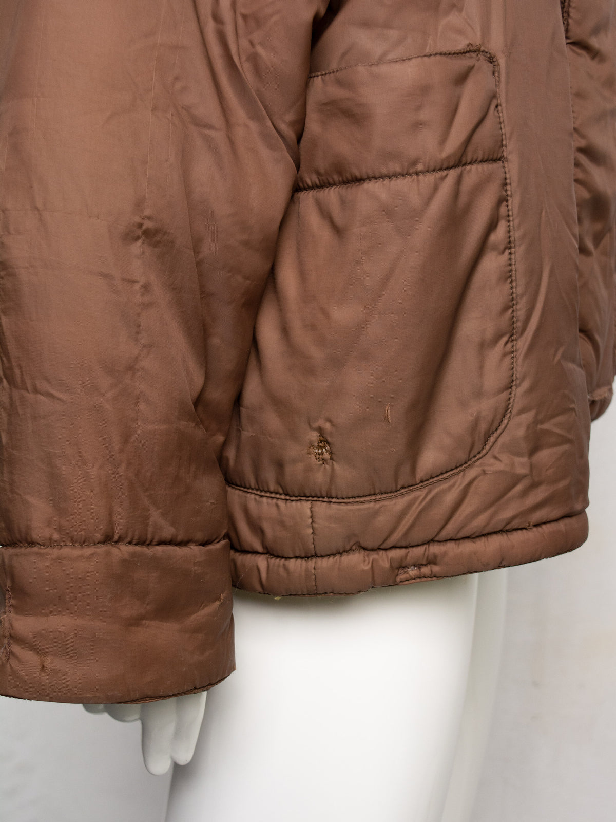 W.&L.T. - A/W 1996 - oversized puffer anorak (brown) - men's size S