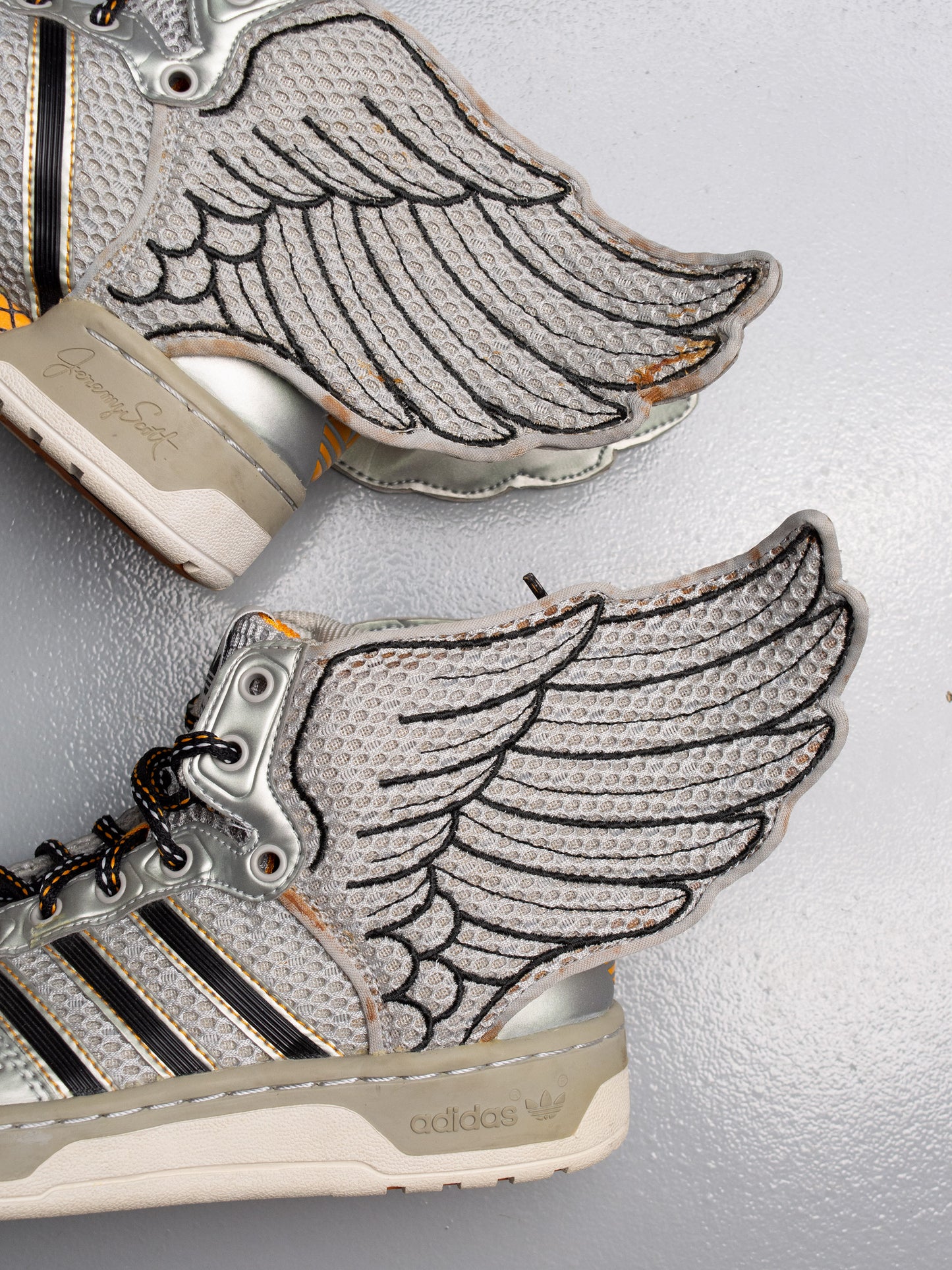 adidas Originals by Jeremy Scott A/W 2012 JS Wings "Mesh" (Metallic Silver) - size 37 1/3