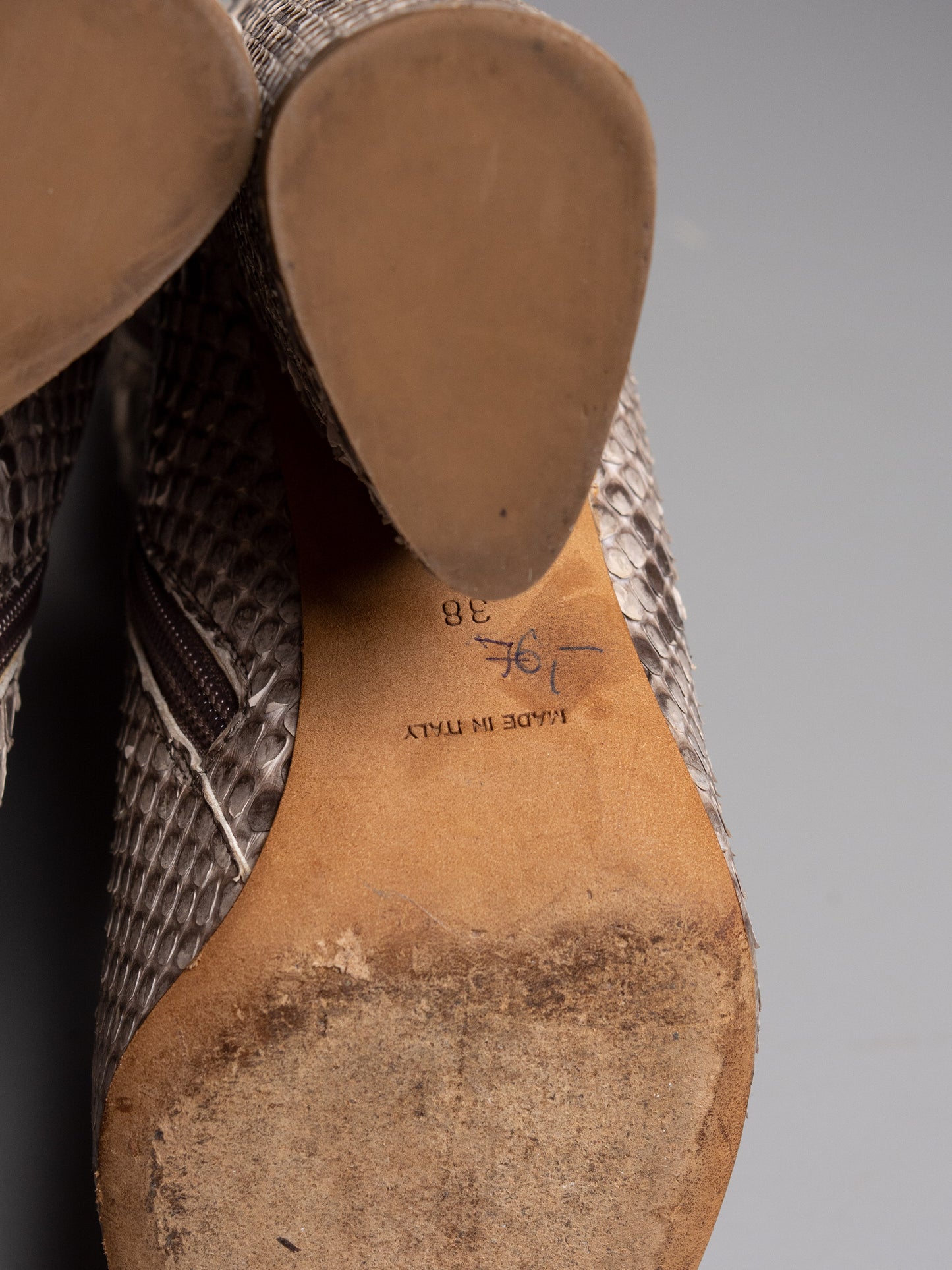 YEEZY Season 4 Python Low Boots - size 38