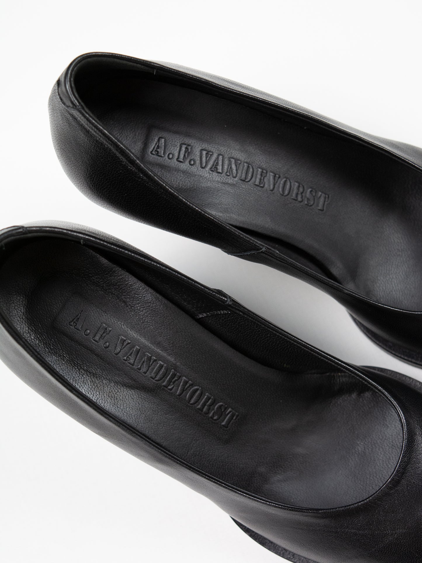 A.F.Vandevorst - round toe low heel pumps (black/black) - size 37 (75mm heel)