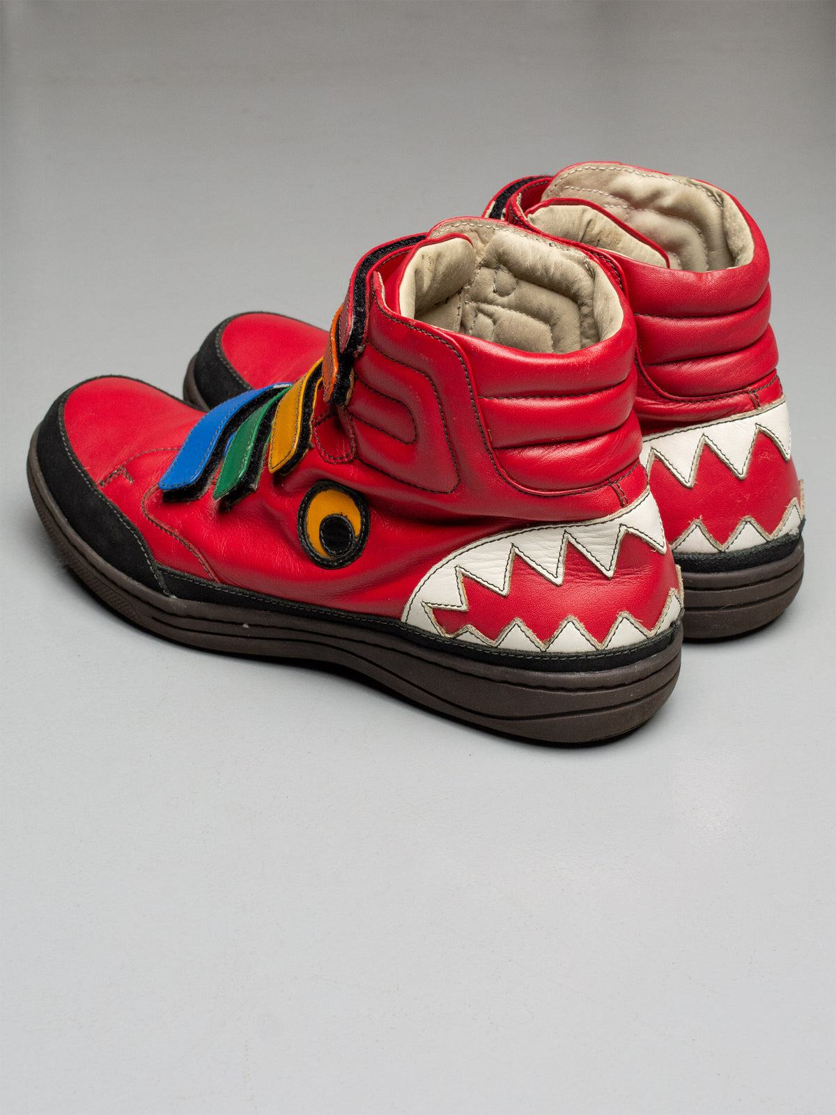 JC/DC by JC de Castelbajac shark sneakers (red)