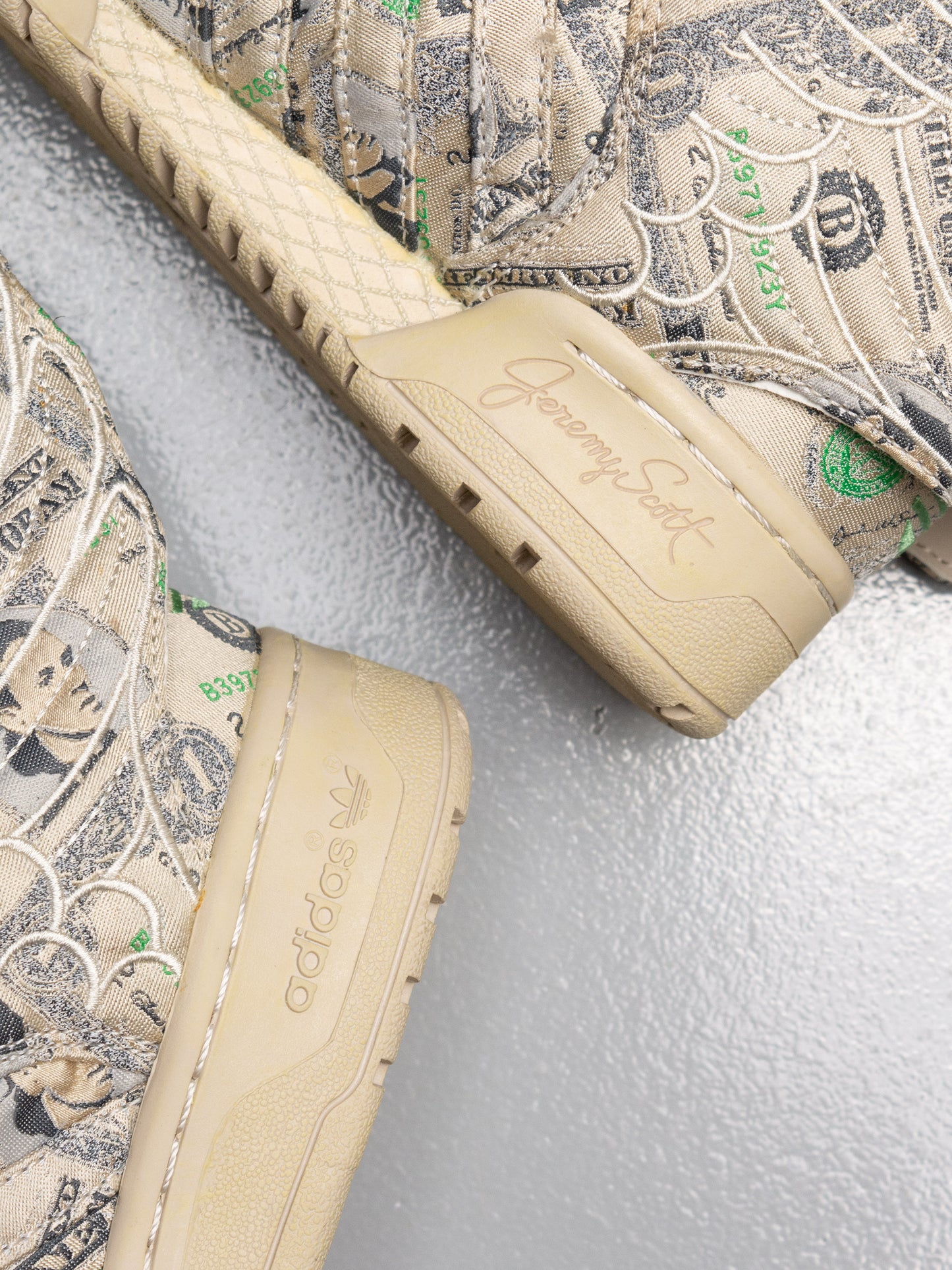 adidas Originals by Jeremy Scott A/W 2013 JS Wings 2.0 Money - size 36