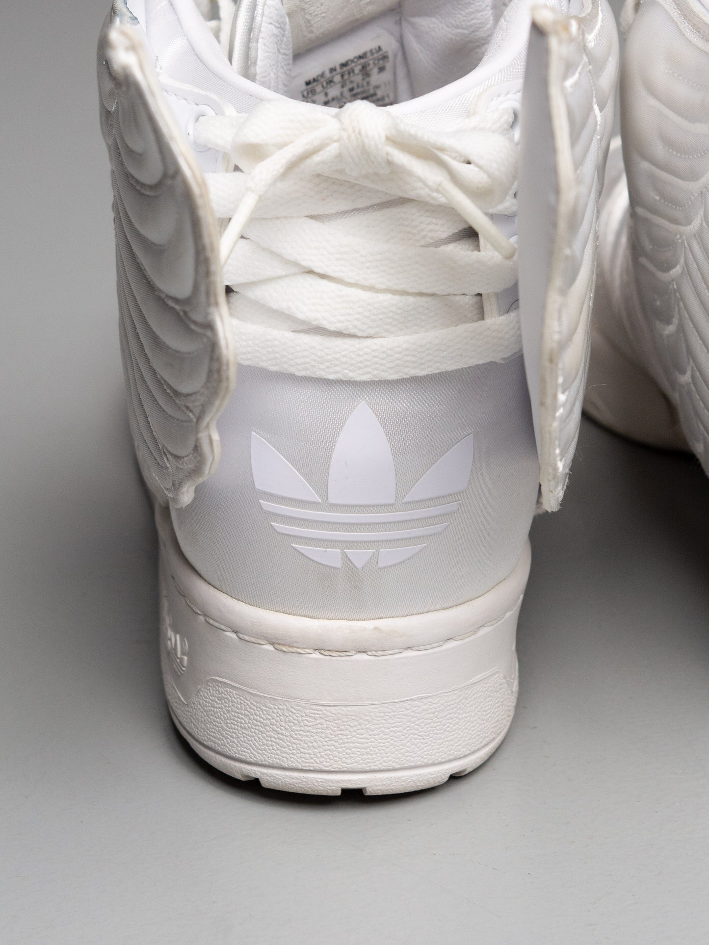 adidas Originals by Jeremy Scott X 2NE1 S/S 2012 JS Wings 2.0 "Satin" - size 43 1/3
