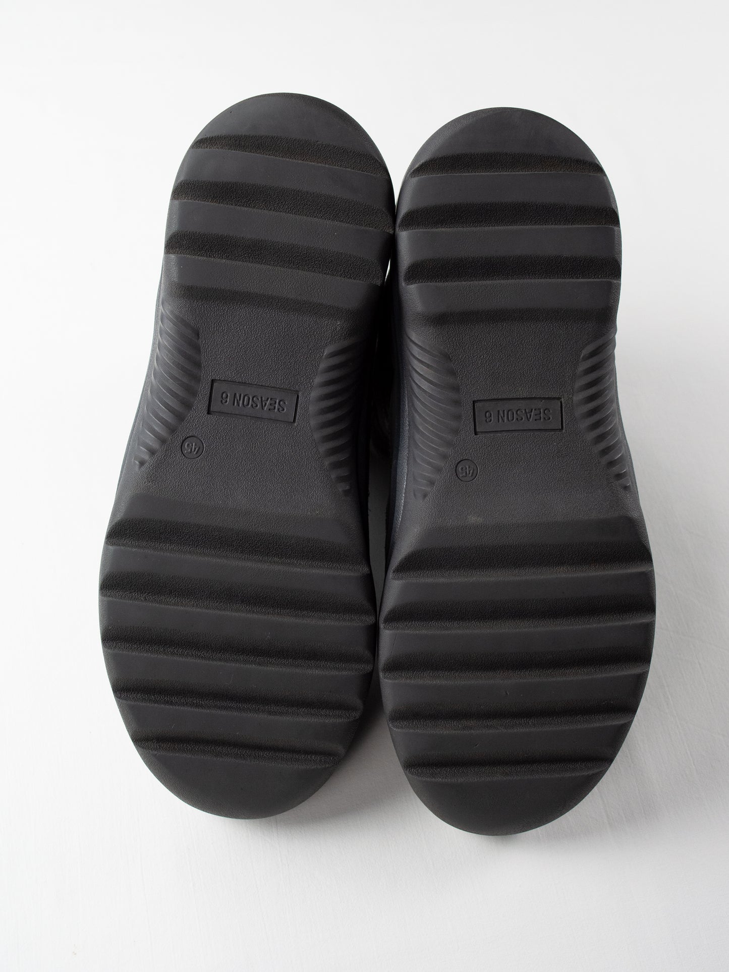 YEEZY Season 6 (2018) - Thick Suede, Mesh and Nubuck Desert Boot (Graphite) - size 45