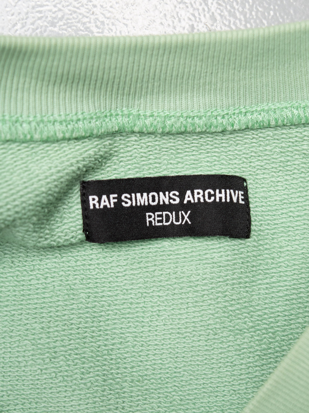 Raf Simons - Archive Redux (2021) - AW02 "Nebraska" oversized distressed crewneck - size 1