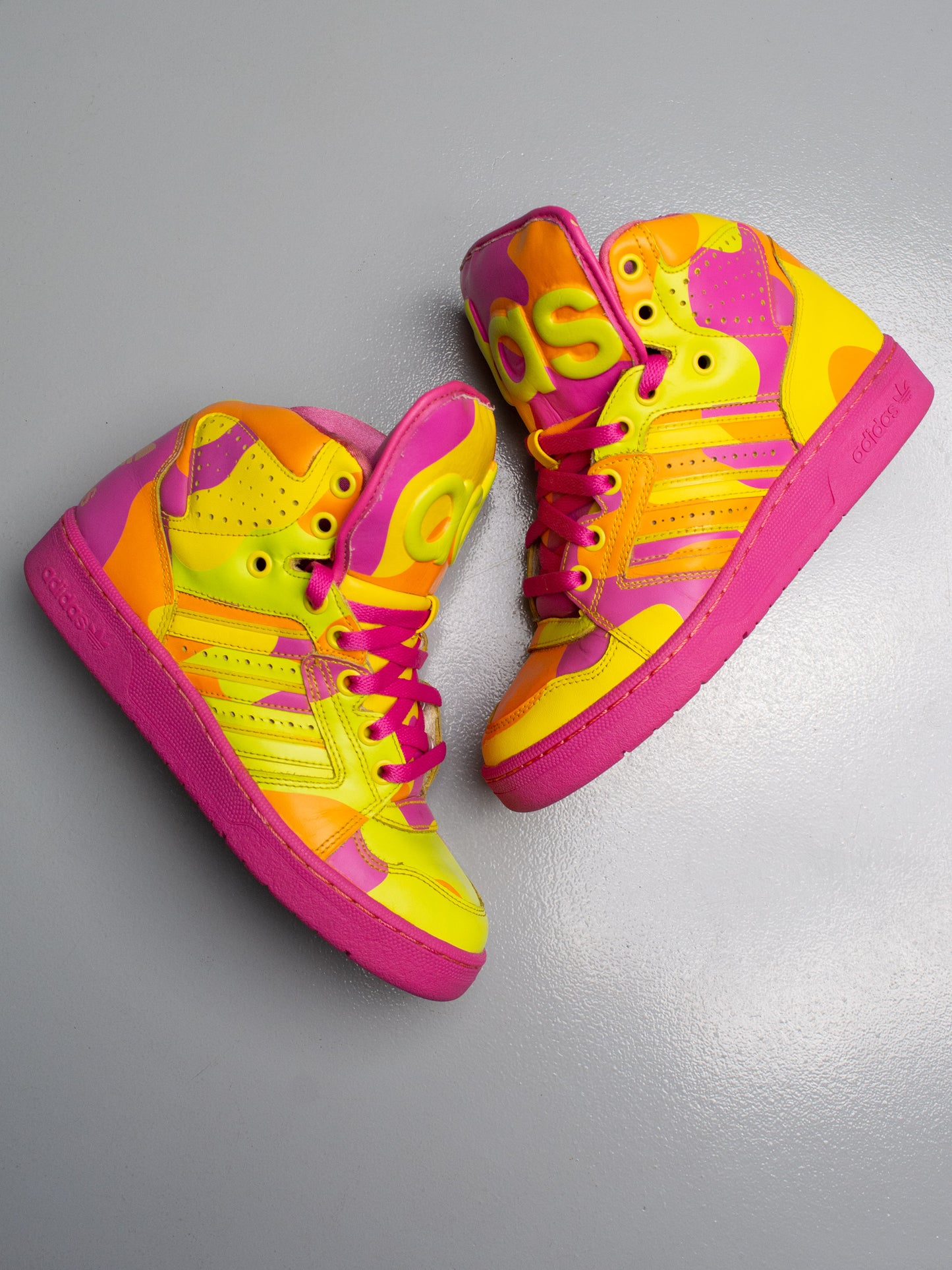 adidas Originals by Jeremy Scott A/W 2013 JS Instinct Hi Neon Camo - size 38