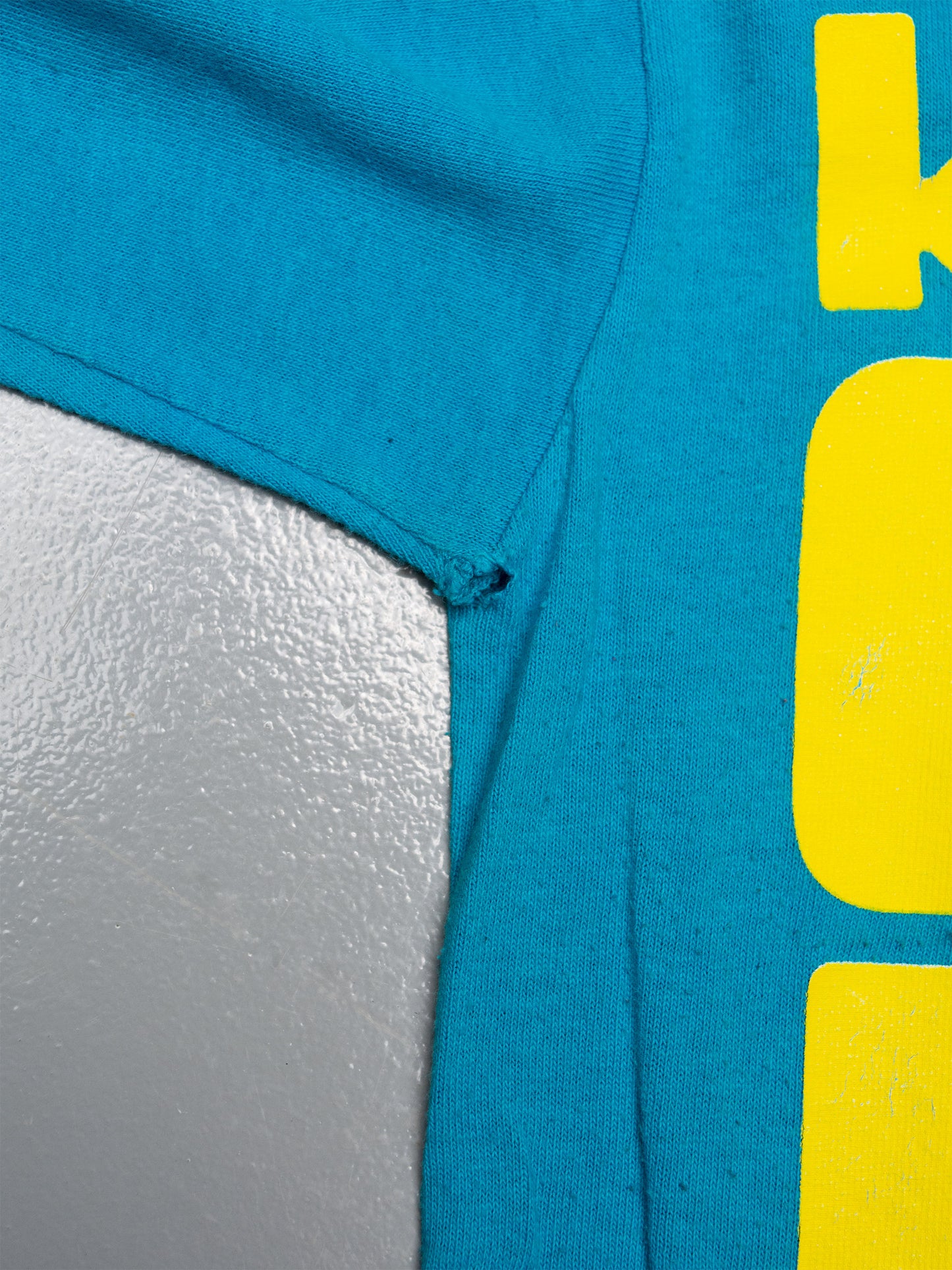 2007 Kanye West Glow In The Dark Tour t-shirt - size S