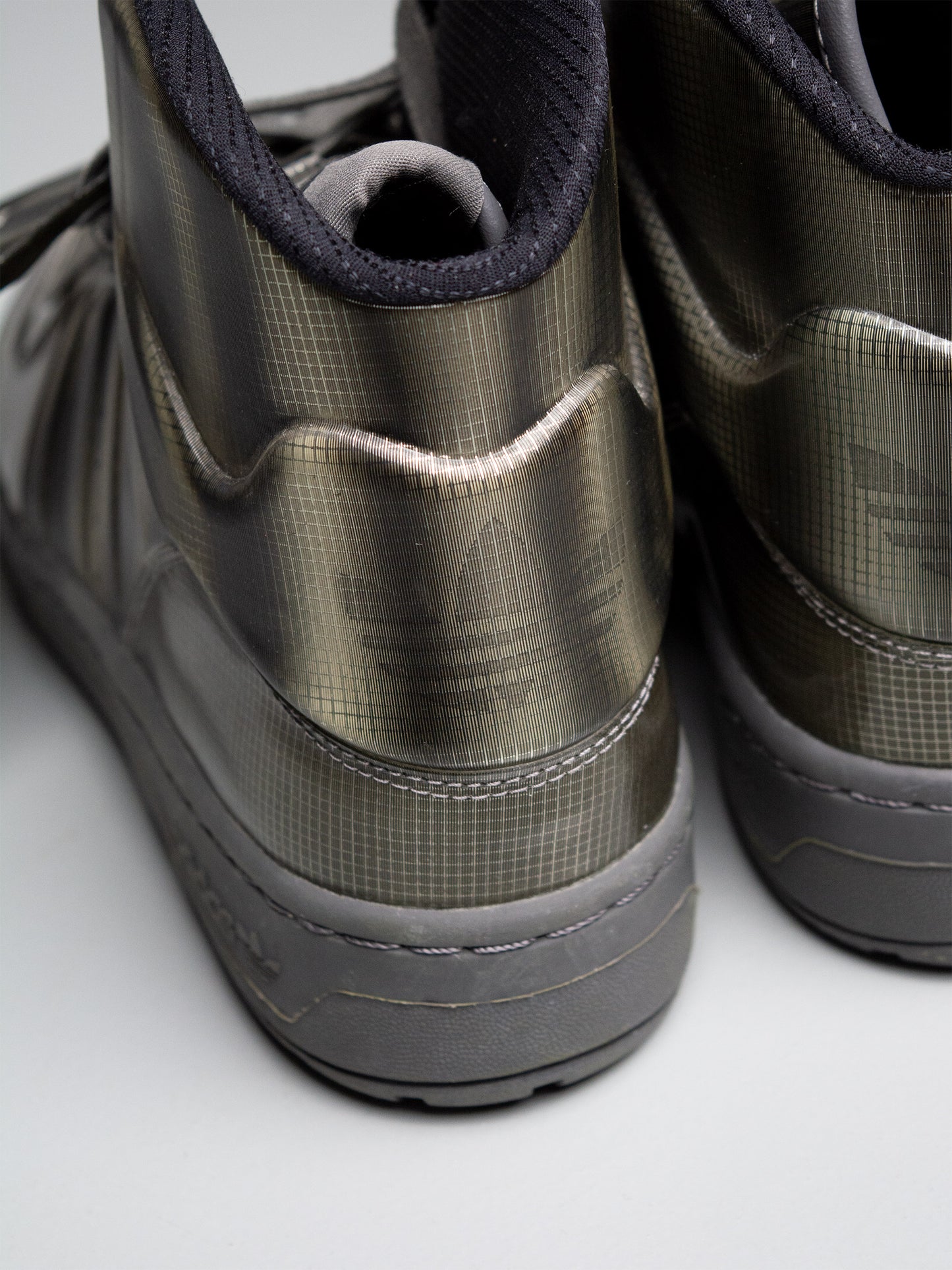 (sample) adidas Originals by Jeremy Scott A/W 2014 JS Wings Molded - size 42 2/3