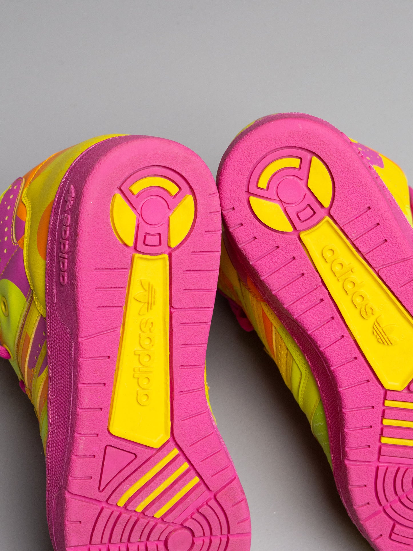 adidas Originals by Jeremy Scott A/W 2013 JS Instinct Hi Neon Camo - size 39 1/3