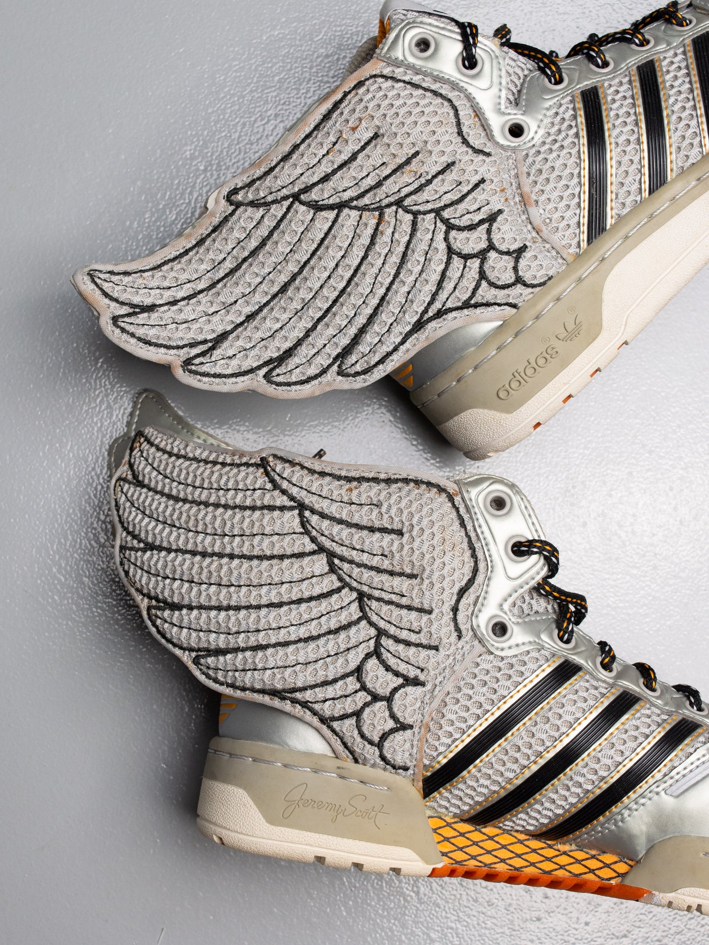 adidas Originals by Jeremy Scott A/W 2012 JS Wings "Mesh" (Metallic Silver) - size 37 1/3