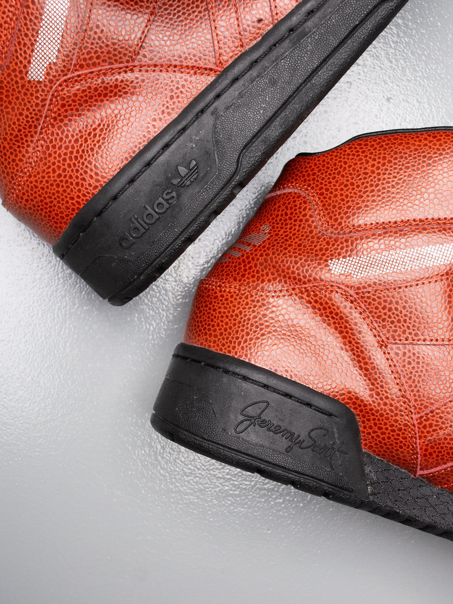 (sample) adidas Originals by Jeremy Scott A/W 2015 JS Wings Basketball - size 42 2/3