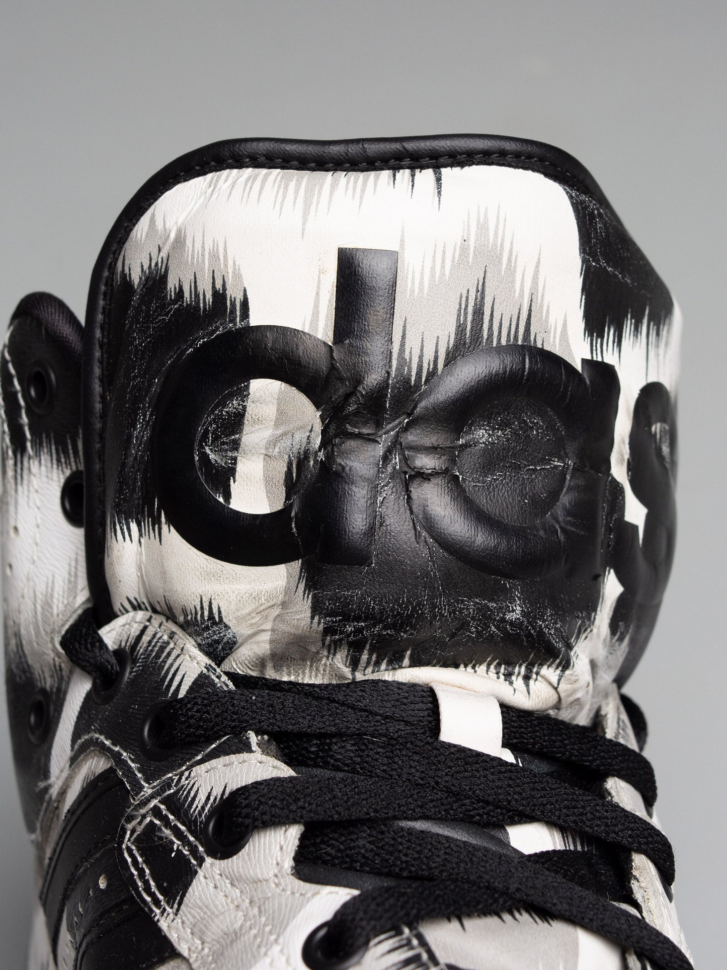 adidas Originals by Jeremy Scott A/W 2015 JS Instinct Hi G Leo - size 47 1/3