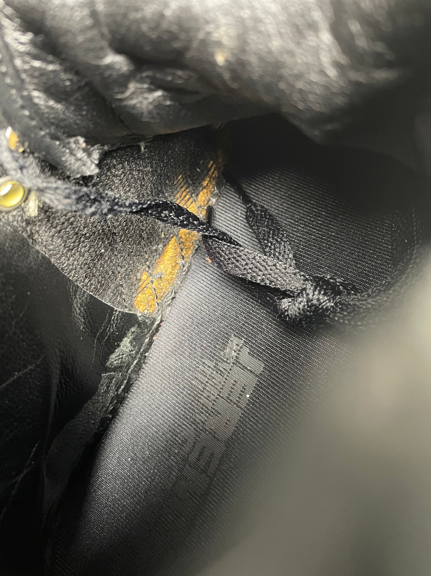 adidas Originals by Jeremy Scott S/S 2011 JS Wings 2.0 (Black/Metallic Gold) - size 46