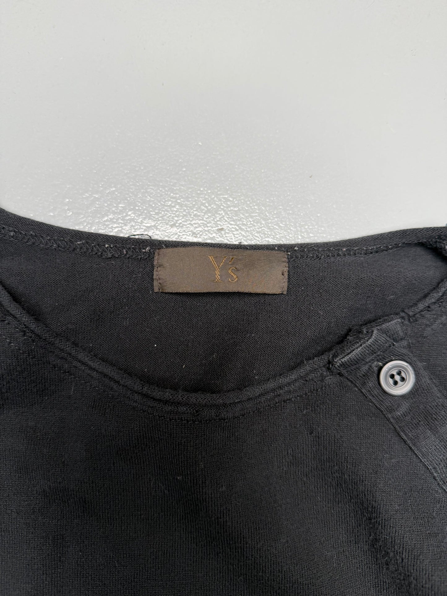 Y's long-sleeve with button detail - size 4