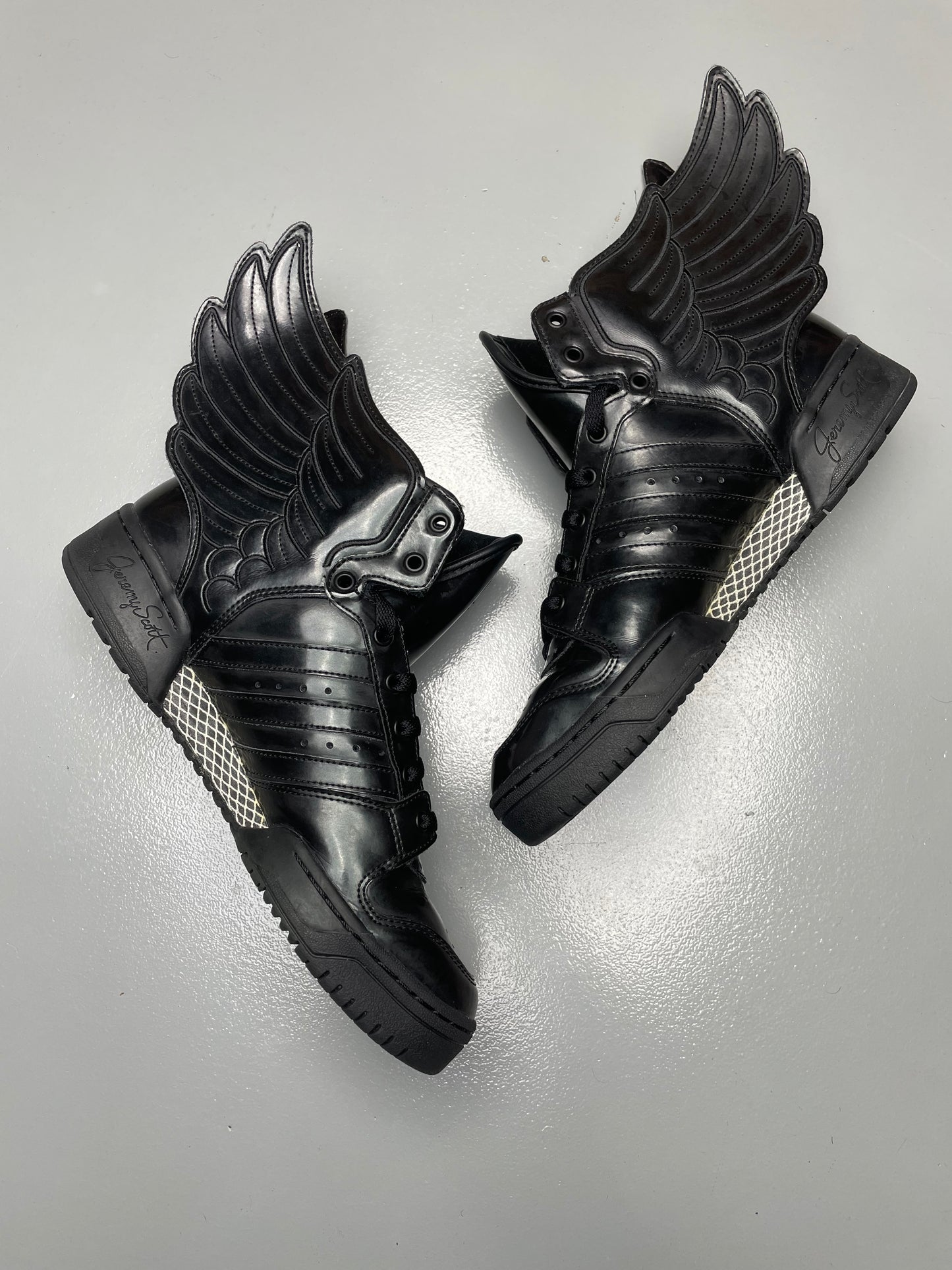 adidas Originals by Jeremy Scott S/S 2013 JS Wings 2.0 "Patent Black" - size 43 1/3