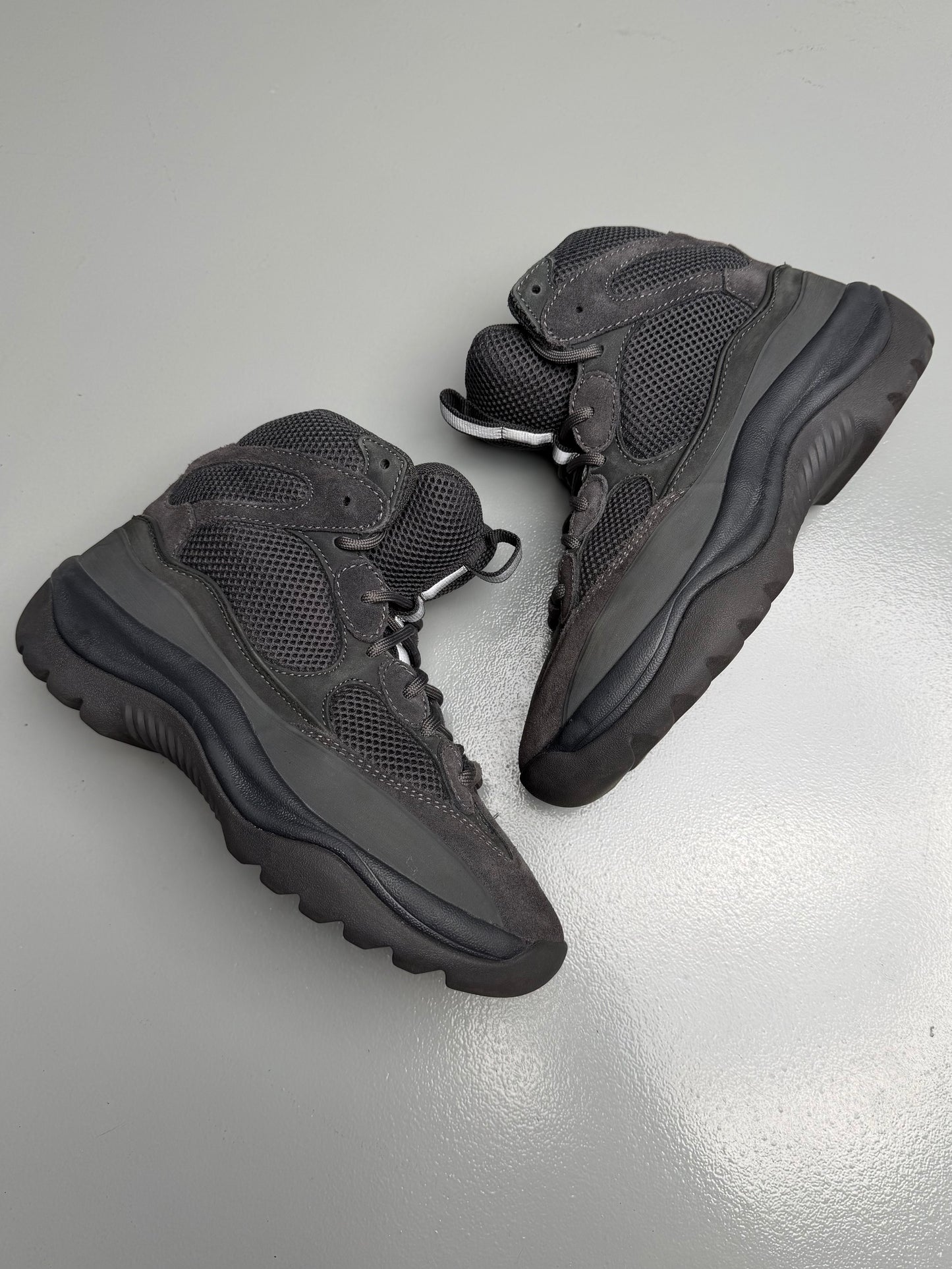 YEEZY Season 6 Graphite Thick Suede, Mesh and Nubuck Desert Boots - size 41