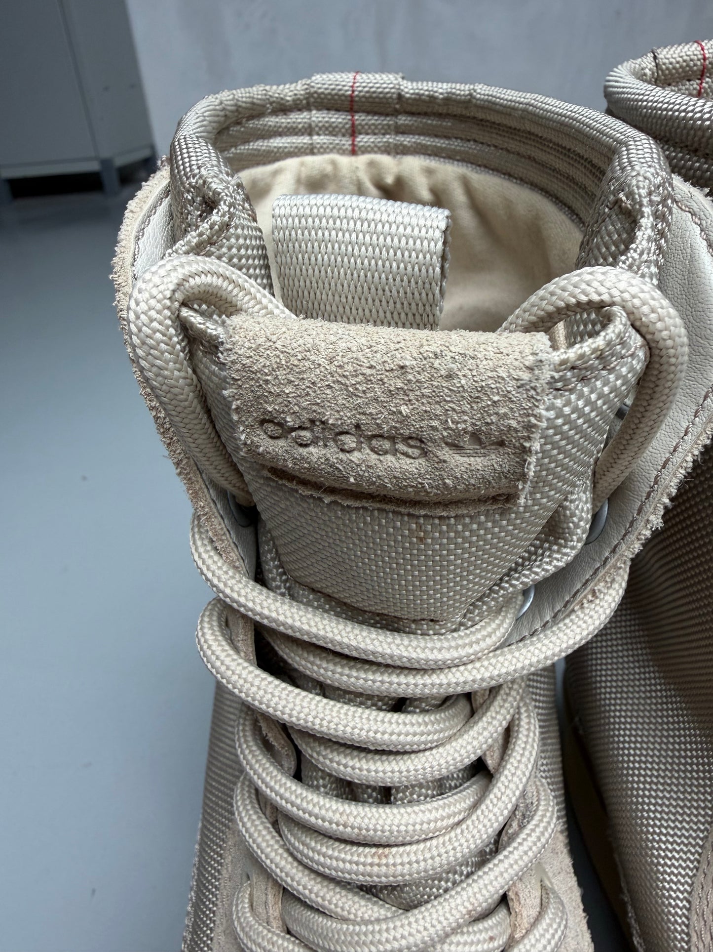 2015 adidas YEEZY Season 1 OG 950 boots (Peyote) - size 43 1/3