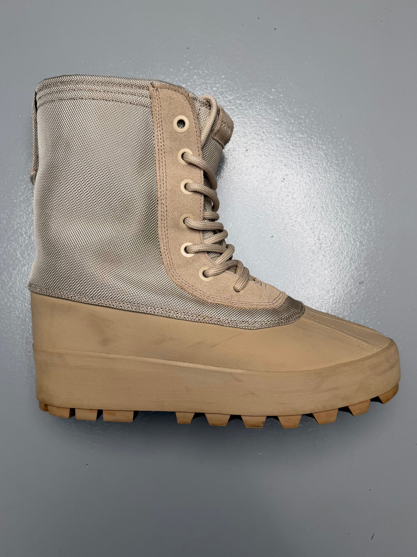 2015 adidas YEEZY Season 1 OG 950 boots (Peyote) - size 43 1/3