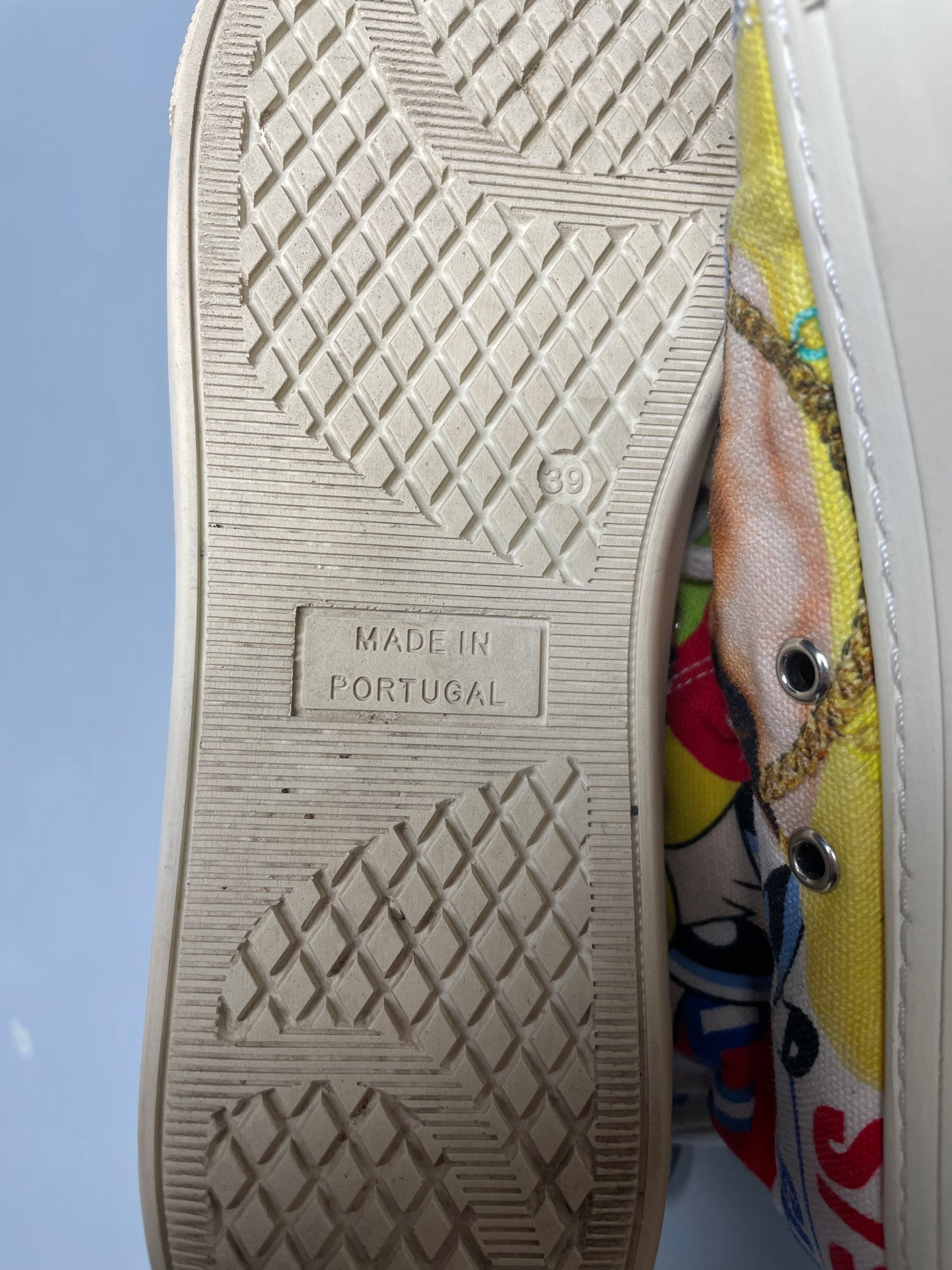 Moschino by Jeremy Scott X The Powerpuff Girls S/S 2016 high top sneaker - size 39