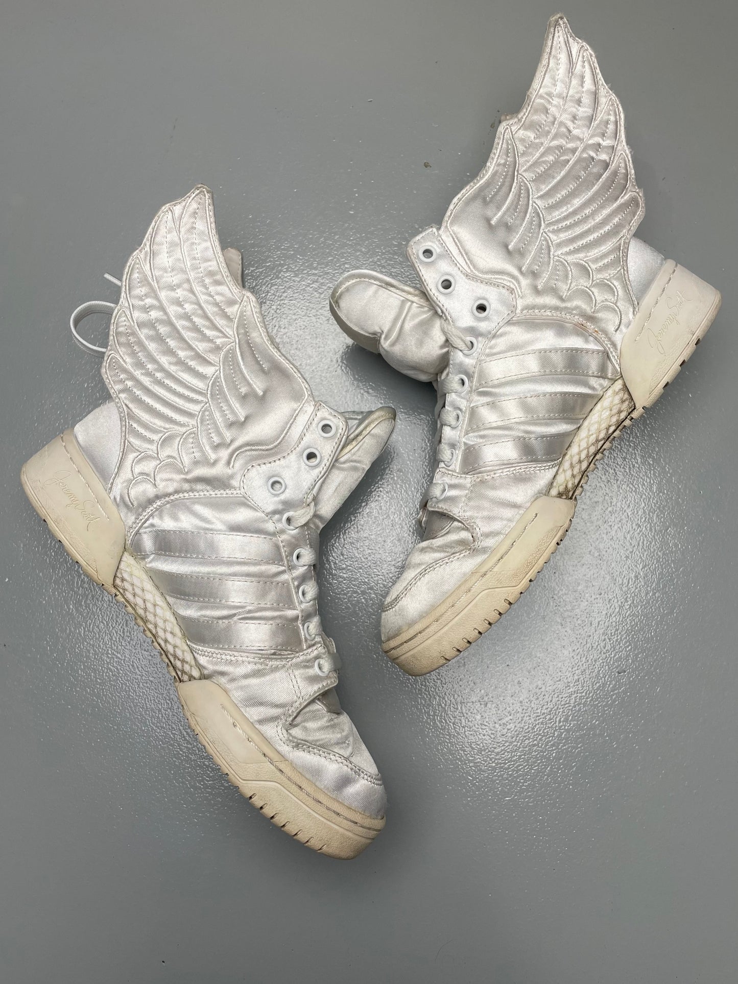 adidas Originals by Jeremy Scott X 2NE1 A/W 2011 JS Wings 2.0 "Satin" - size 38