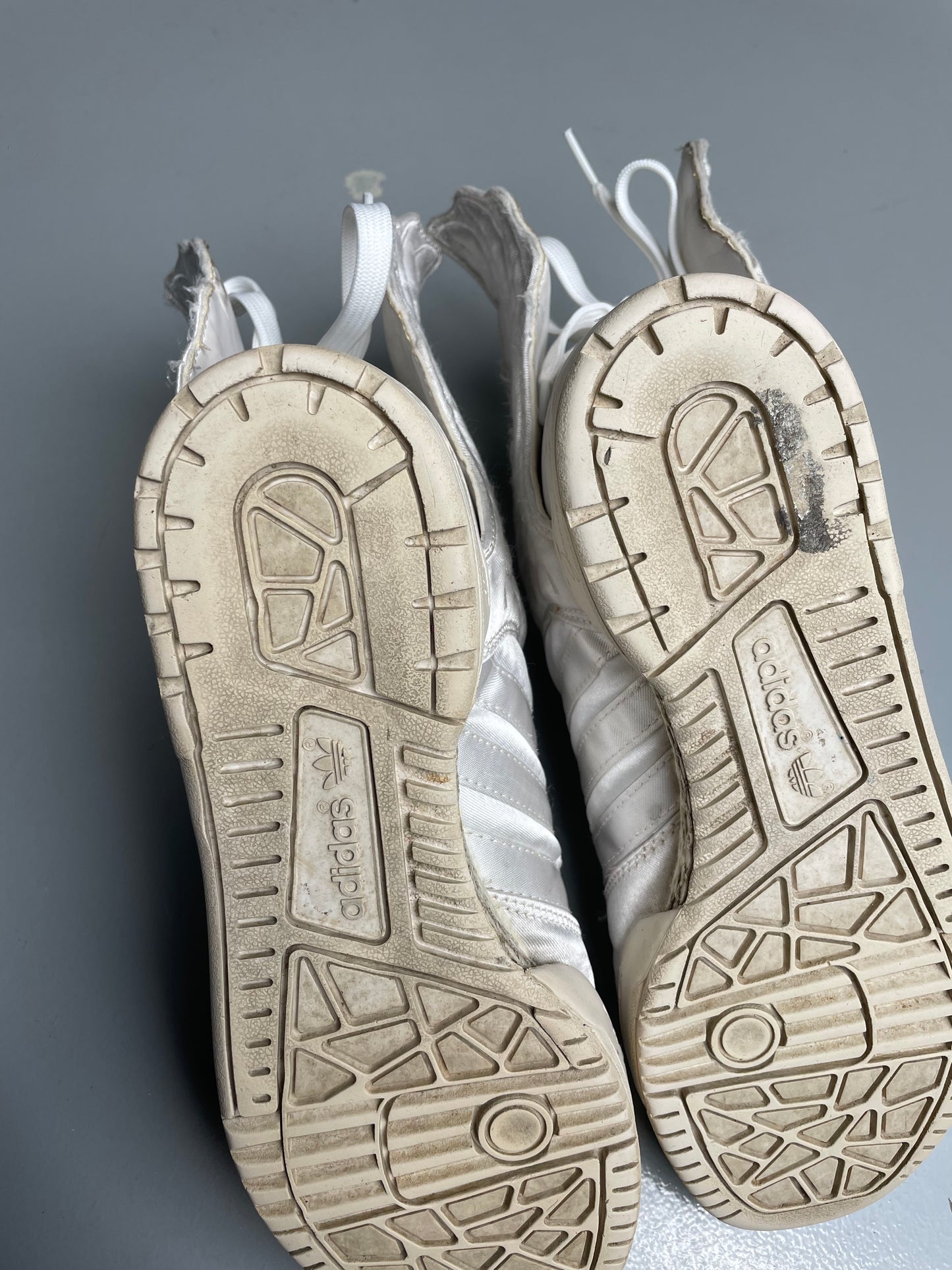 adidas Originals by Jeremy Scott X 2NE1 A/W 2011 JS Wings 2.0 "Satin" - size 38