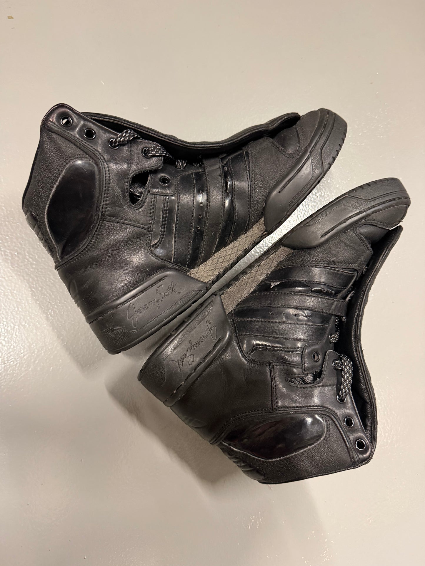 adidas Originals by Jeremy Scott A/W 2009 Conductor Hi (black/black) - size 42