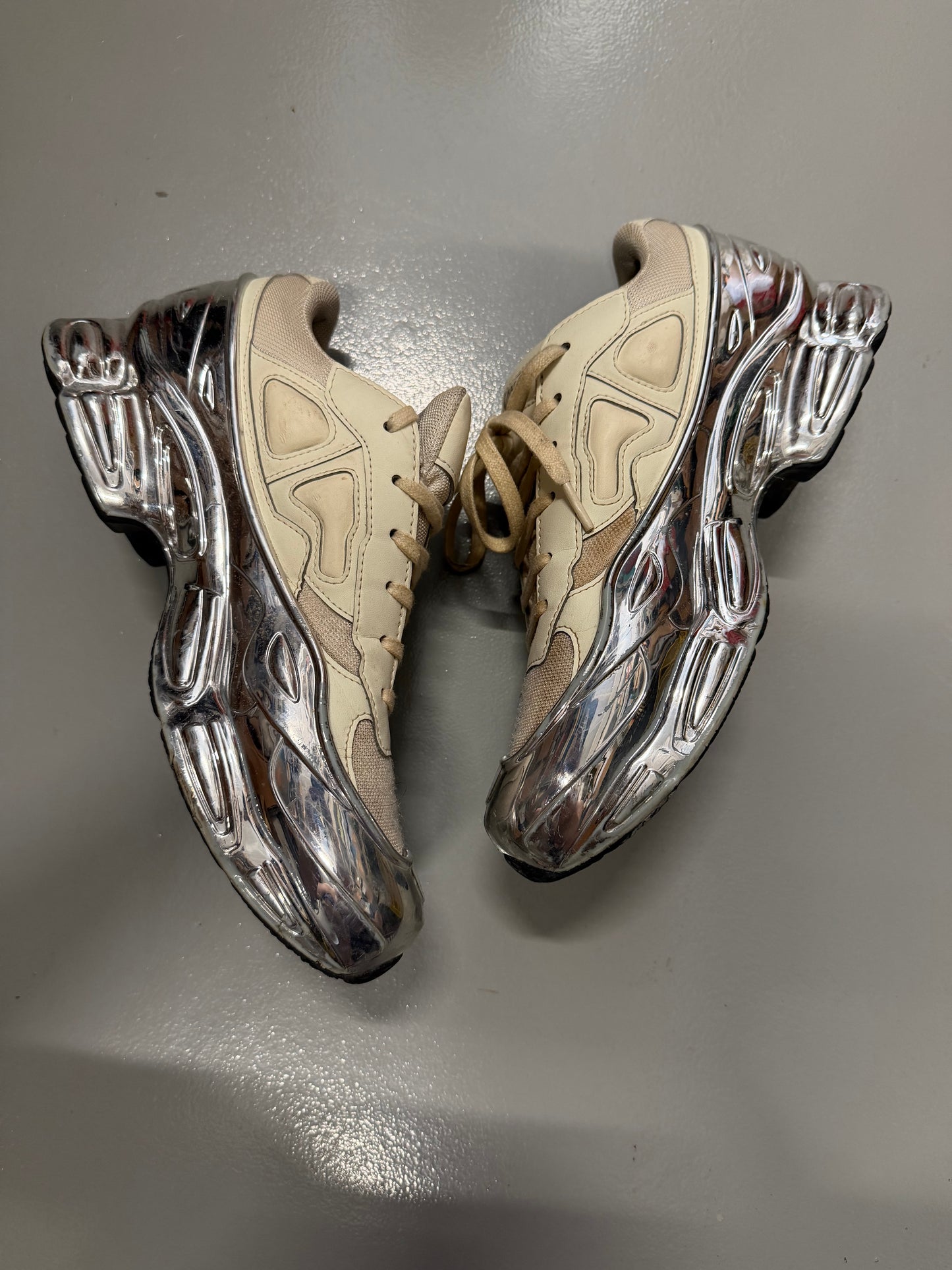 adidas X Raf Simons S/S 2019 RS Ozweego (white/chrome) - size 42