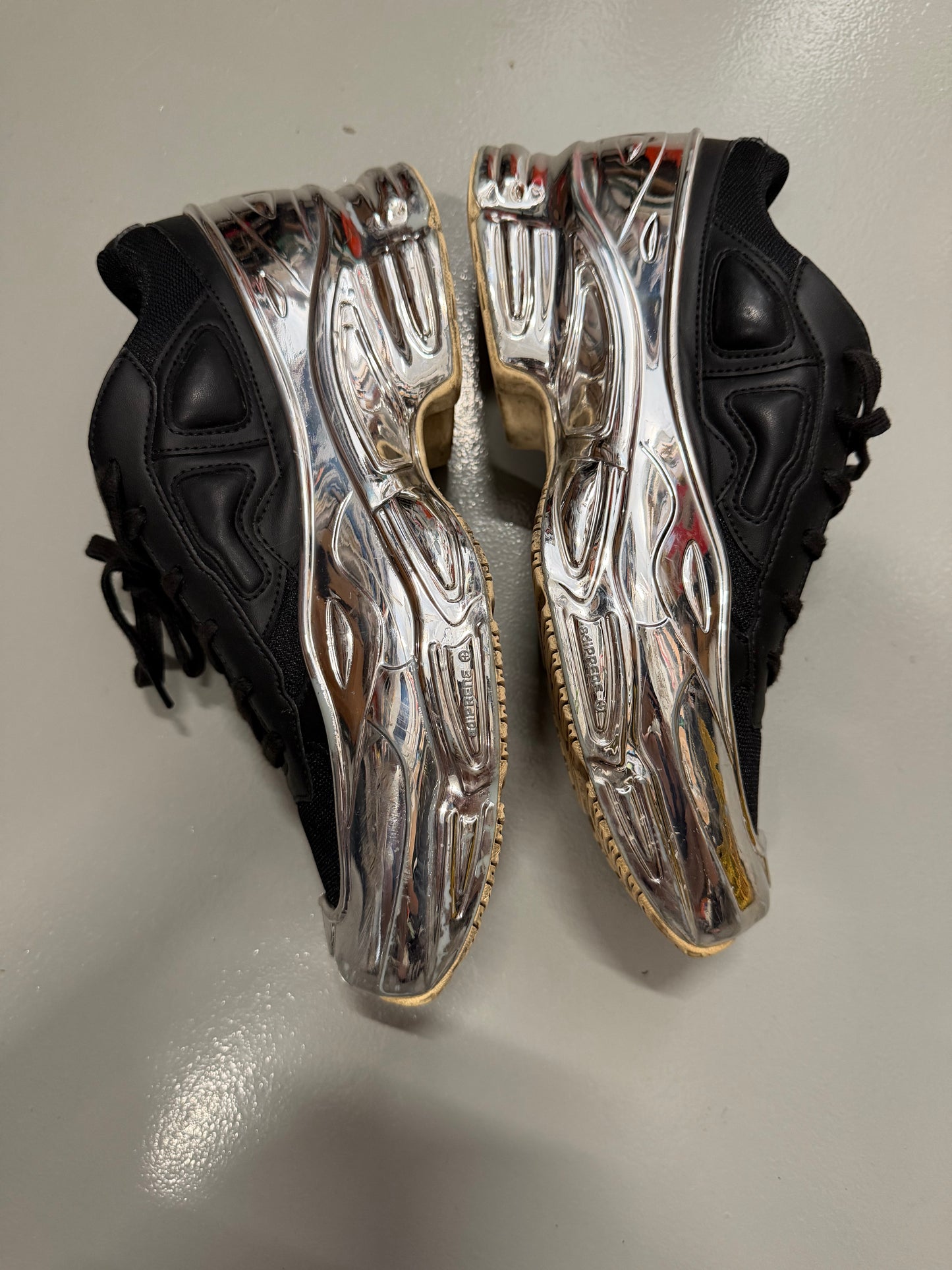 adidas X Raf Simons S/S 2019 RS Ozweego (black/chrome) - size 42 2/3