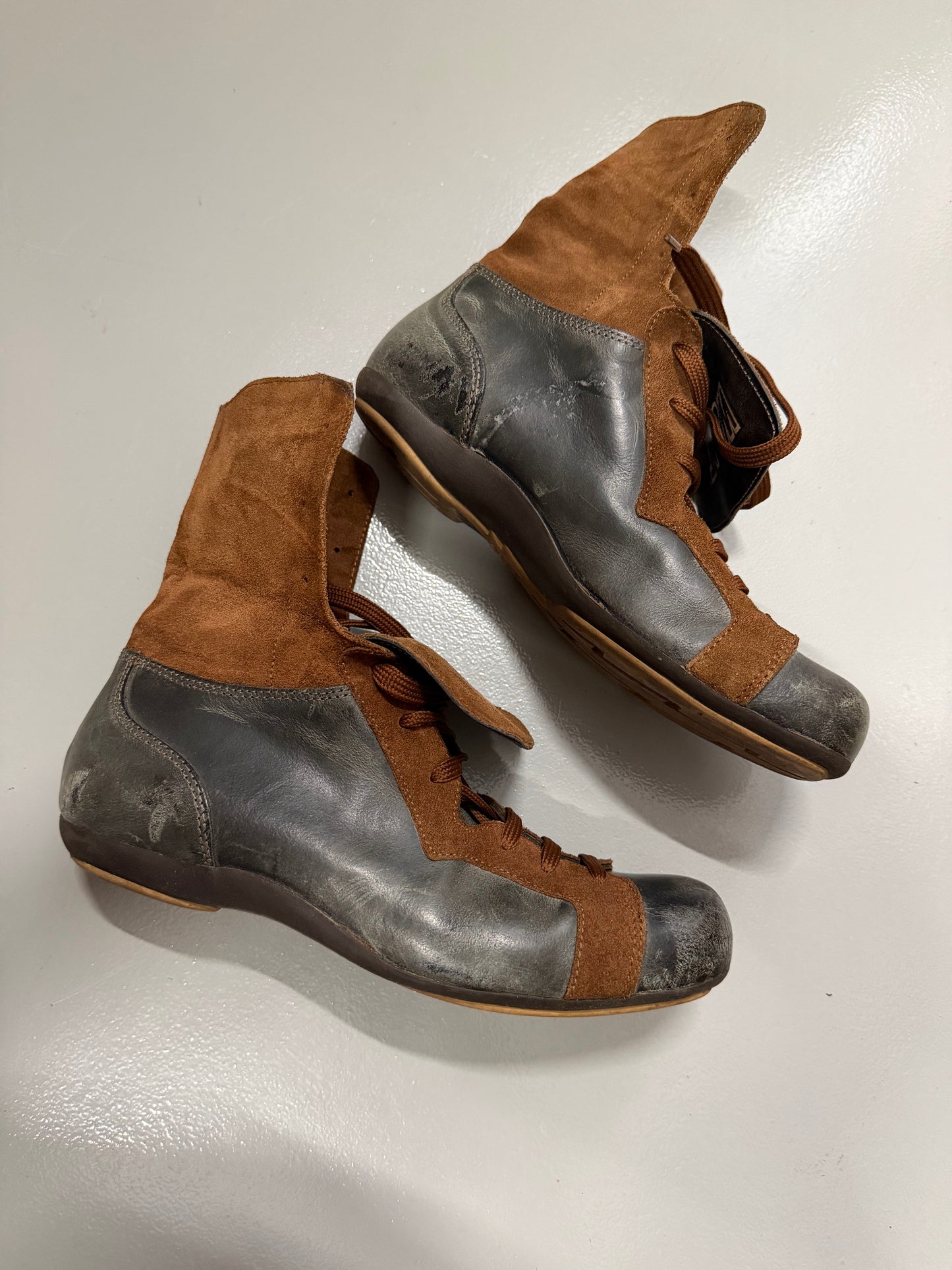 vintage Wild & Lethal Trash boxing sneakers - size 38