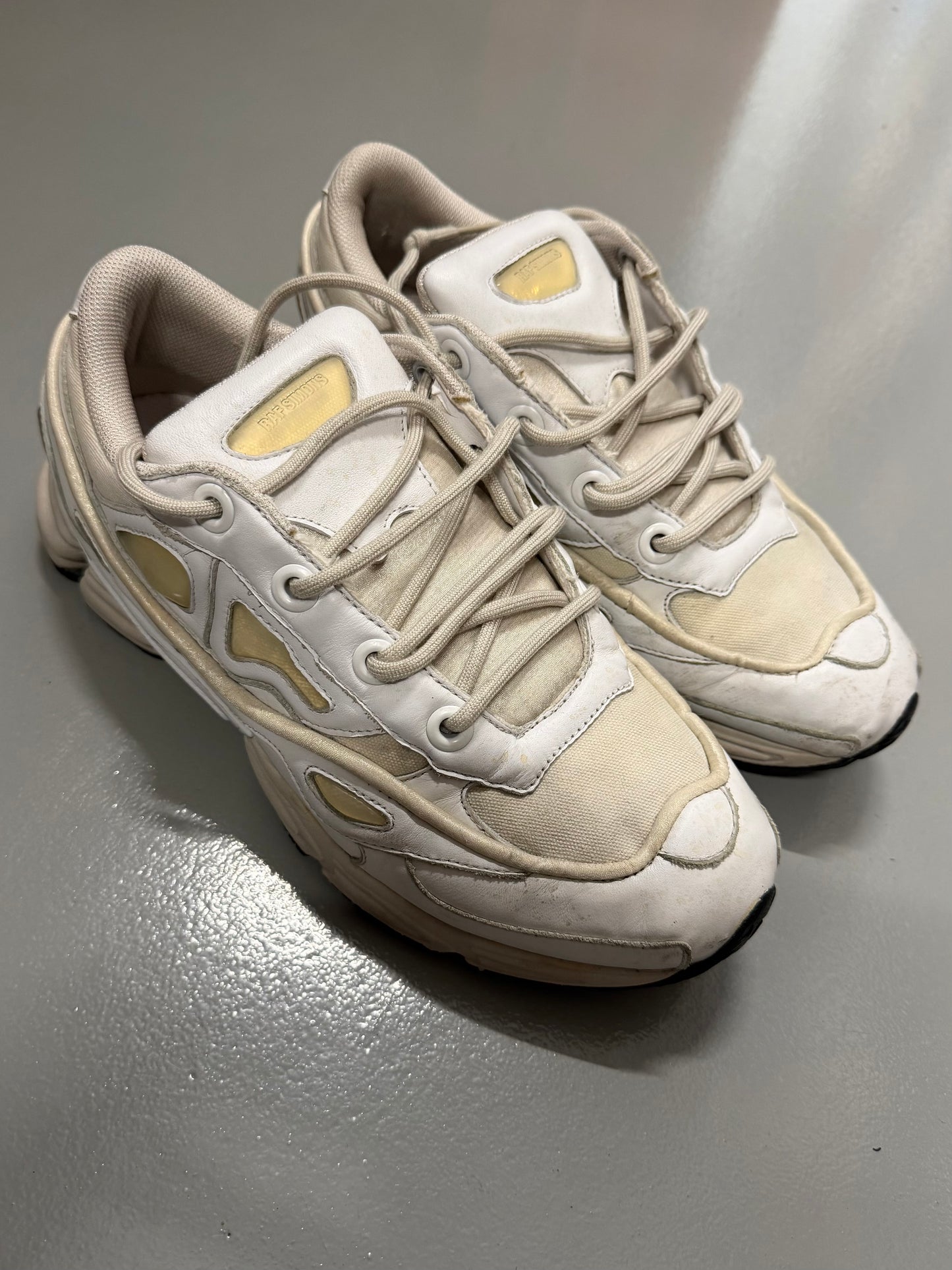adidas X Raf Simons A/W 2017 Ozweego III (white/cream) - size 43 1/3