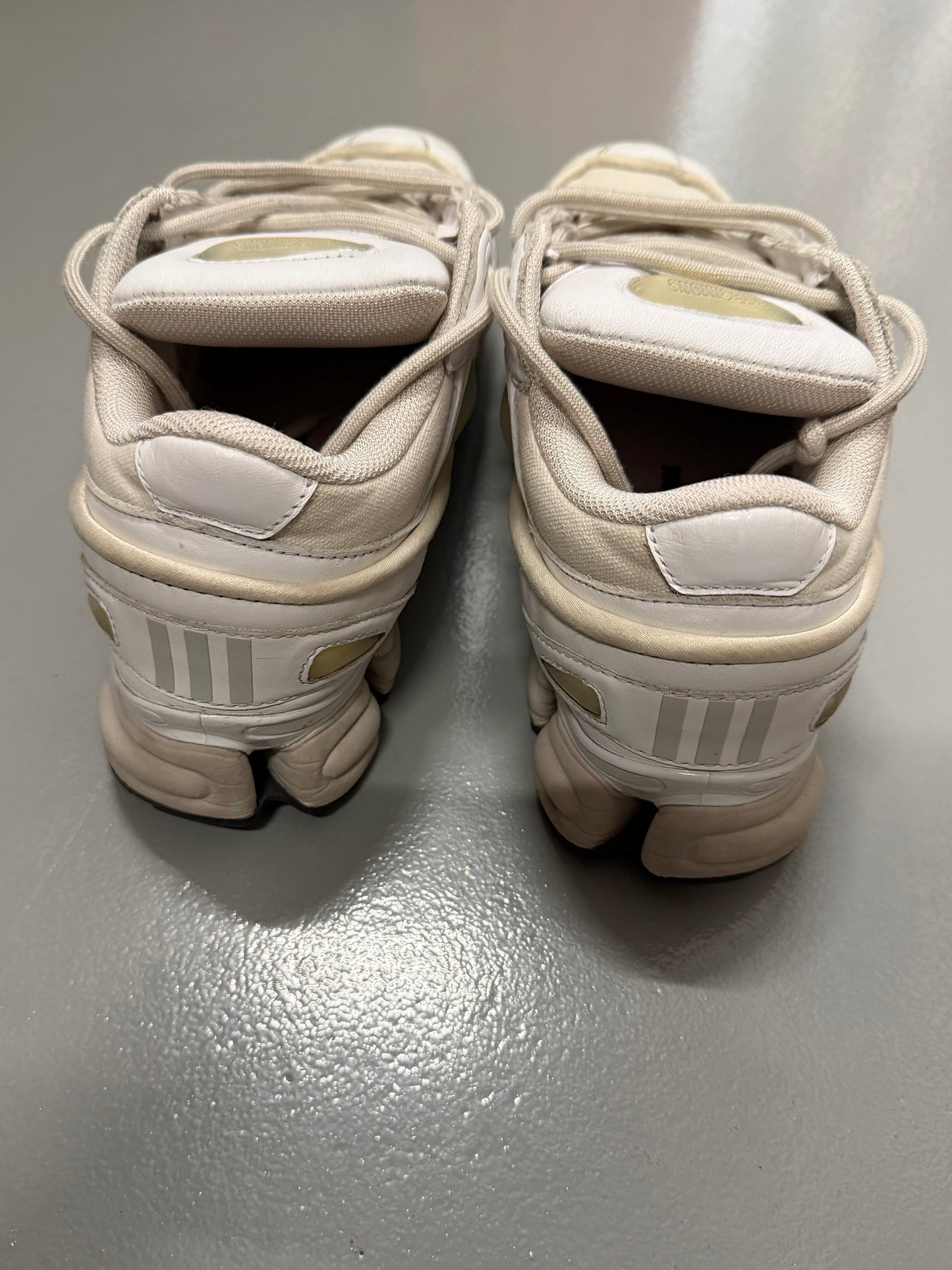 adidas X Raf Simons A/W 2017 Ozweego III (white/cream) - size 43 1/3
