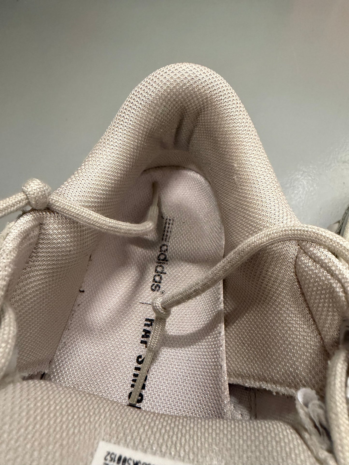 adidas X Raf Simons A/W 2017 Ozweego III (white/cream) - size 43 1/3