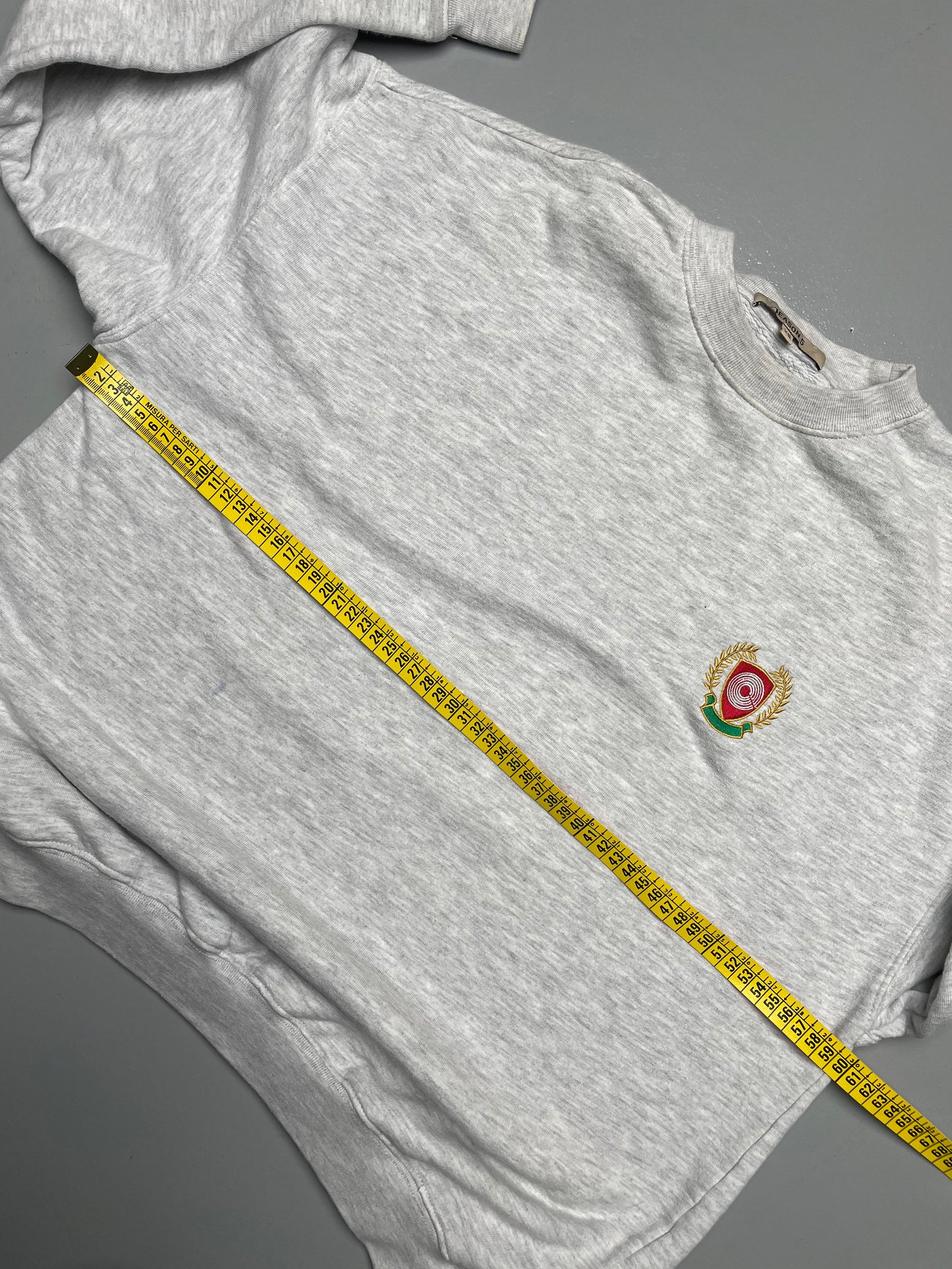YEEZY Season 4 Calabasas crest logo crewneck (grey) - size XS