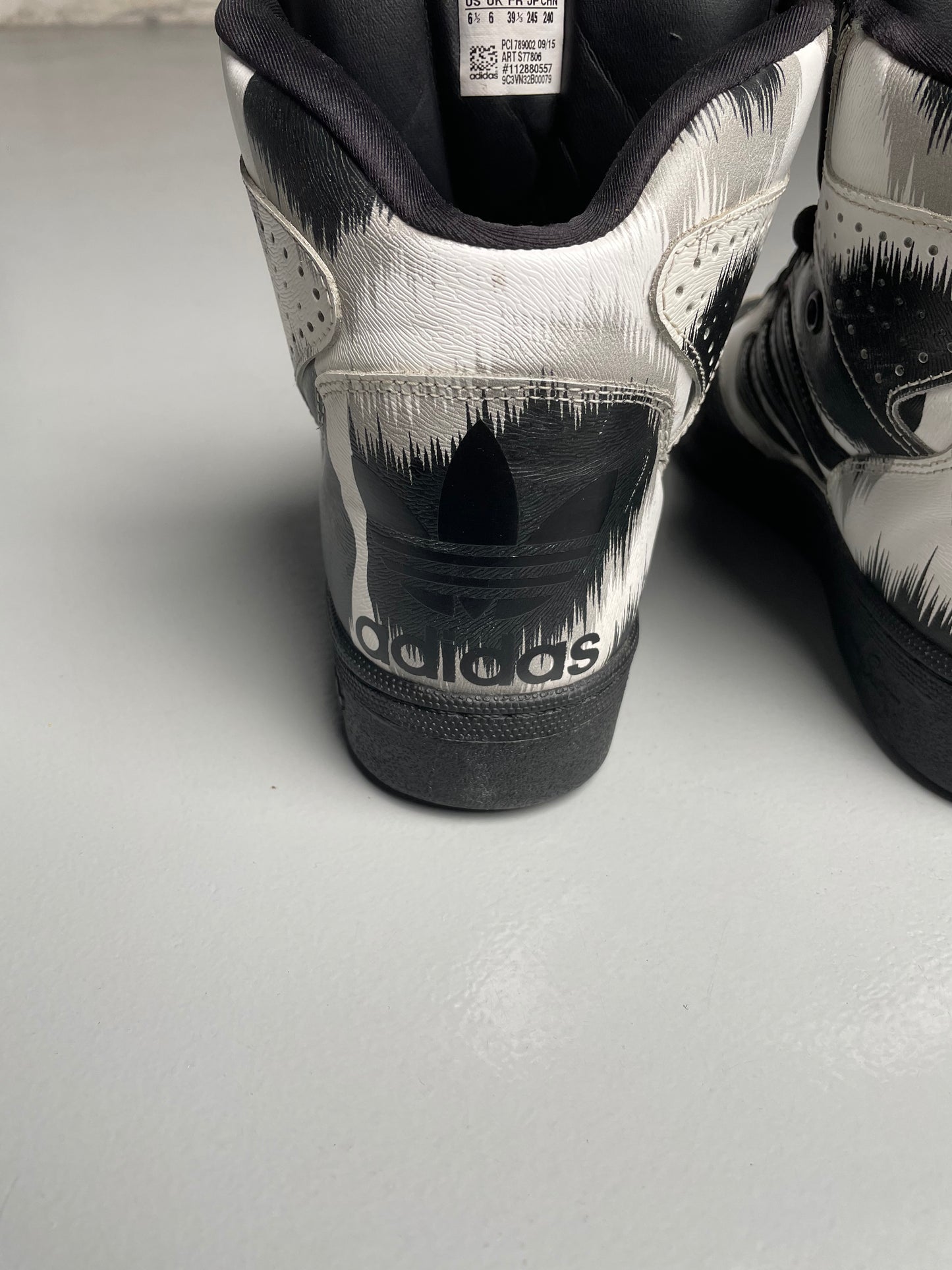 adidas Originals by Jeremy Scott A/W 2015 JS Instinct Hi G Leo - size 39 1/3