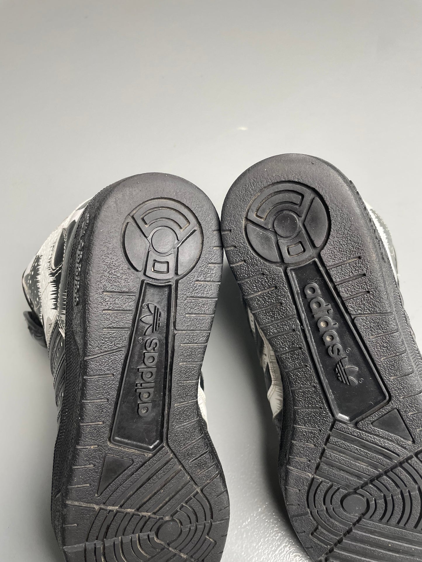 adidas Originals by Jeremy Scott A/W 2015 JS Instinct Hi G Leo - size 39 1/3