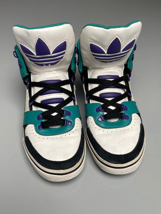 2010 adidas Originals Hardland - size 42