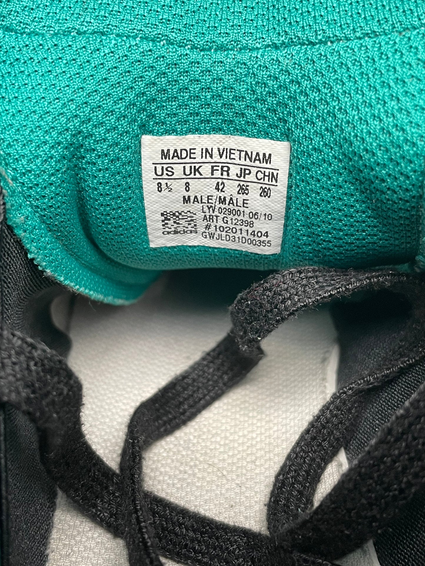 2010 adidas Originals Hardland - size 42